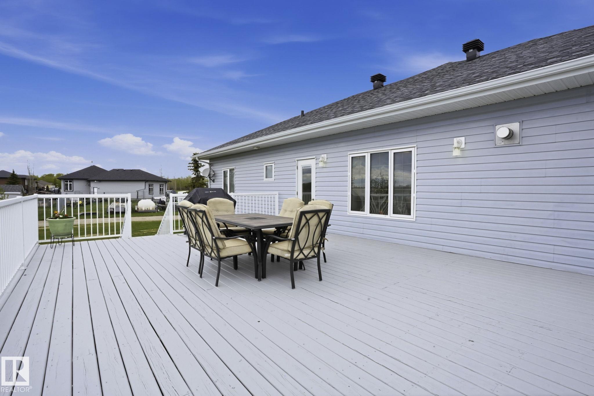 Photo 32 at 54 - 53521 Rge Road 272, Century Estates East, Rural Parkland County