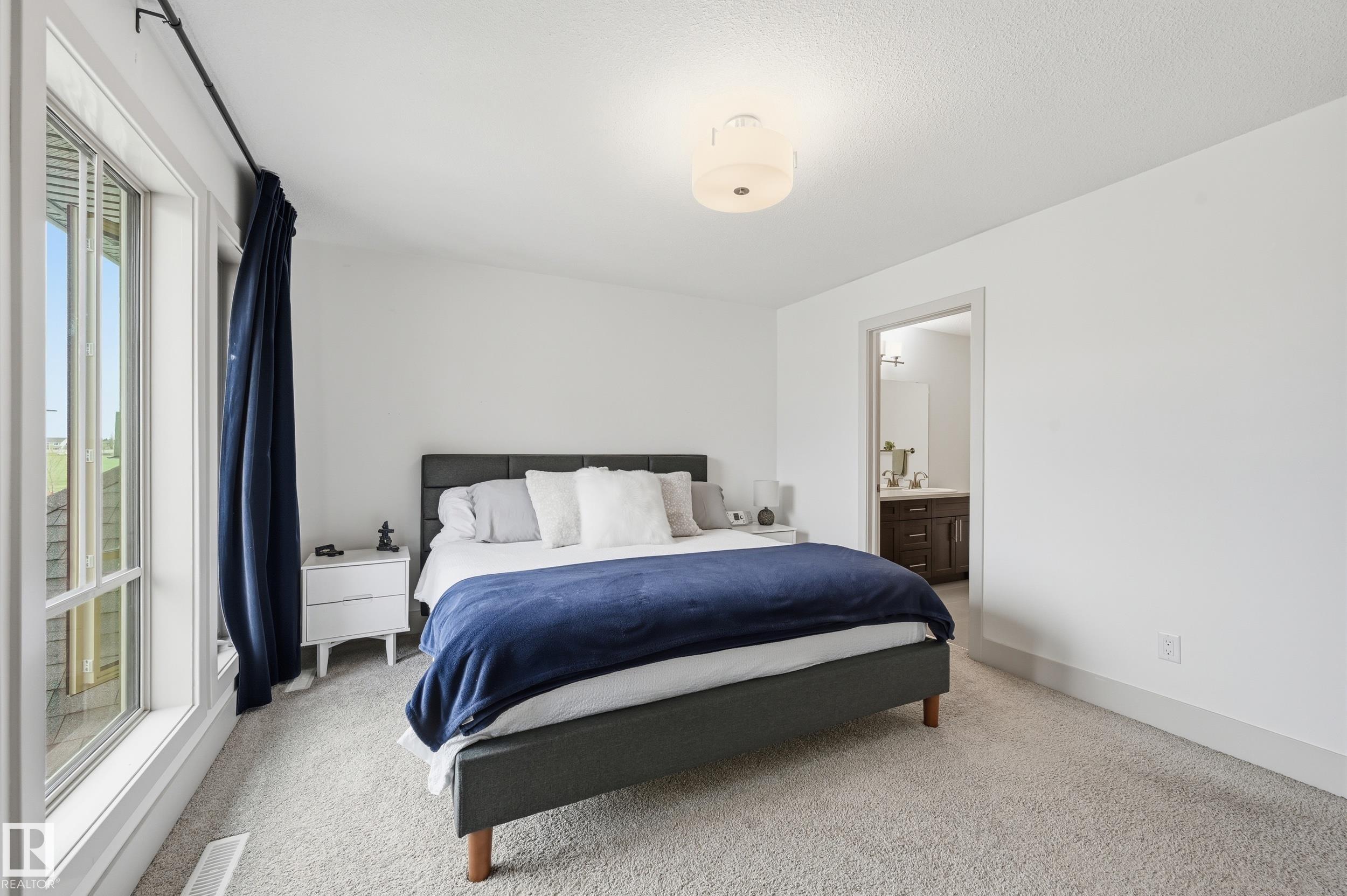 https://zimg.paragon.ice.com/ParagonImages/Property/PM/RAE/225401882/20/0/0/984d0624b01921715edddee05bf9205c/1/8b39e587e800b46681e65333d8292bb1/225401882-a2bea8dc-1dbe-4061-abdc-ffeb100f540d.JPG