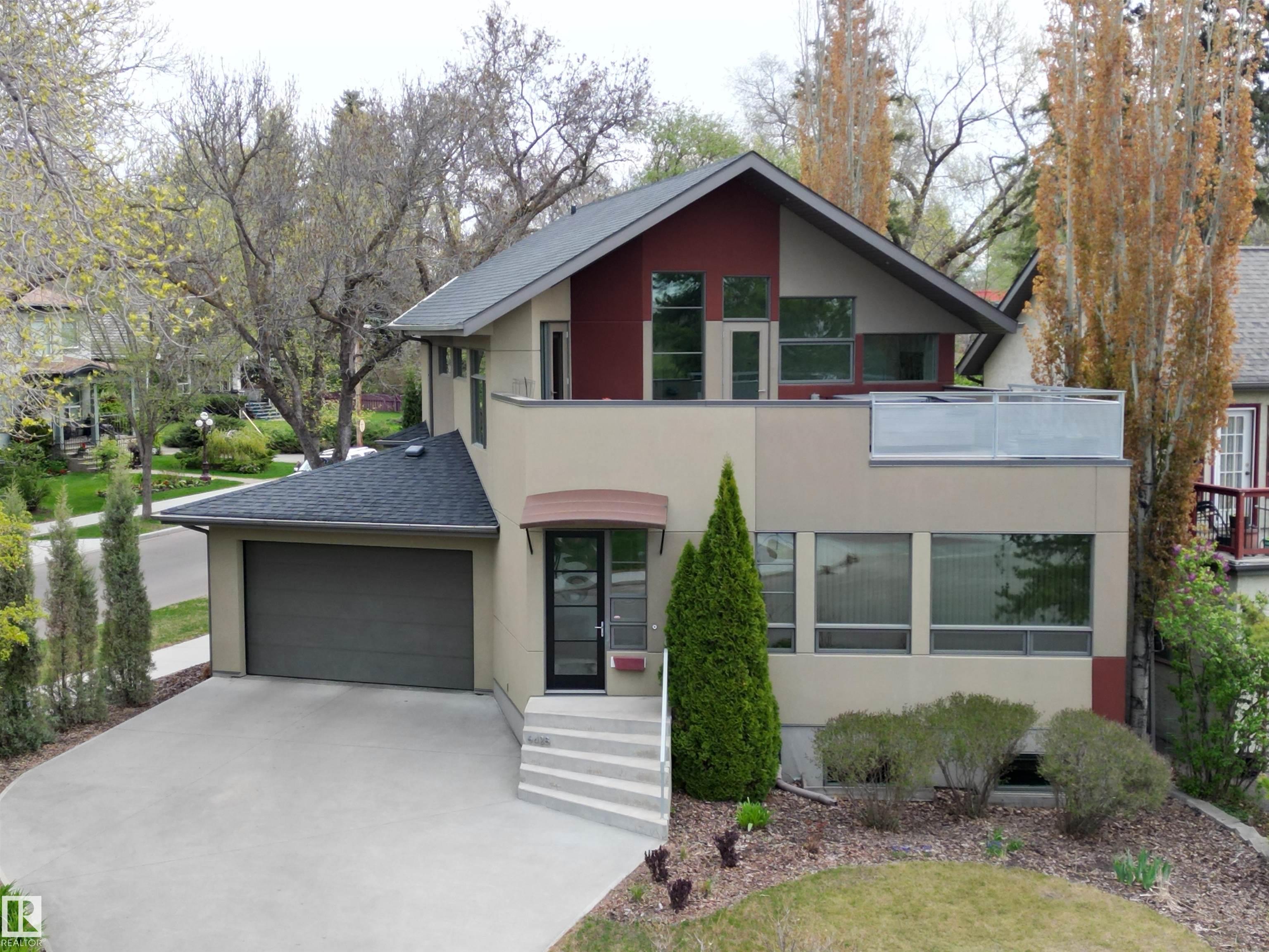 6428 Ada Boulevard NW, Highlands, Edmonton