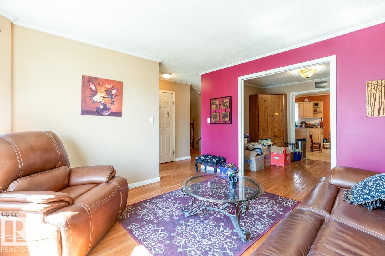 950 Jim Common Drive, Charlton Heights, Sherwood Park