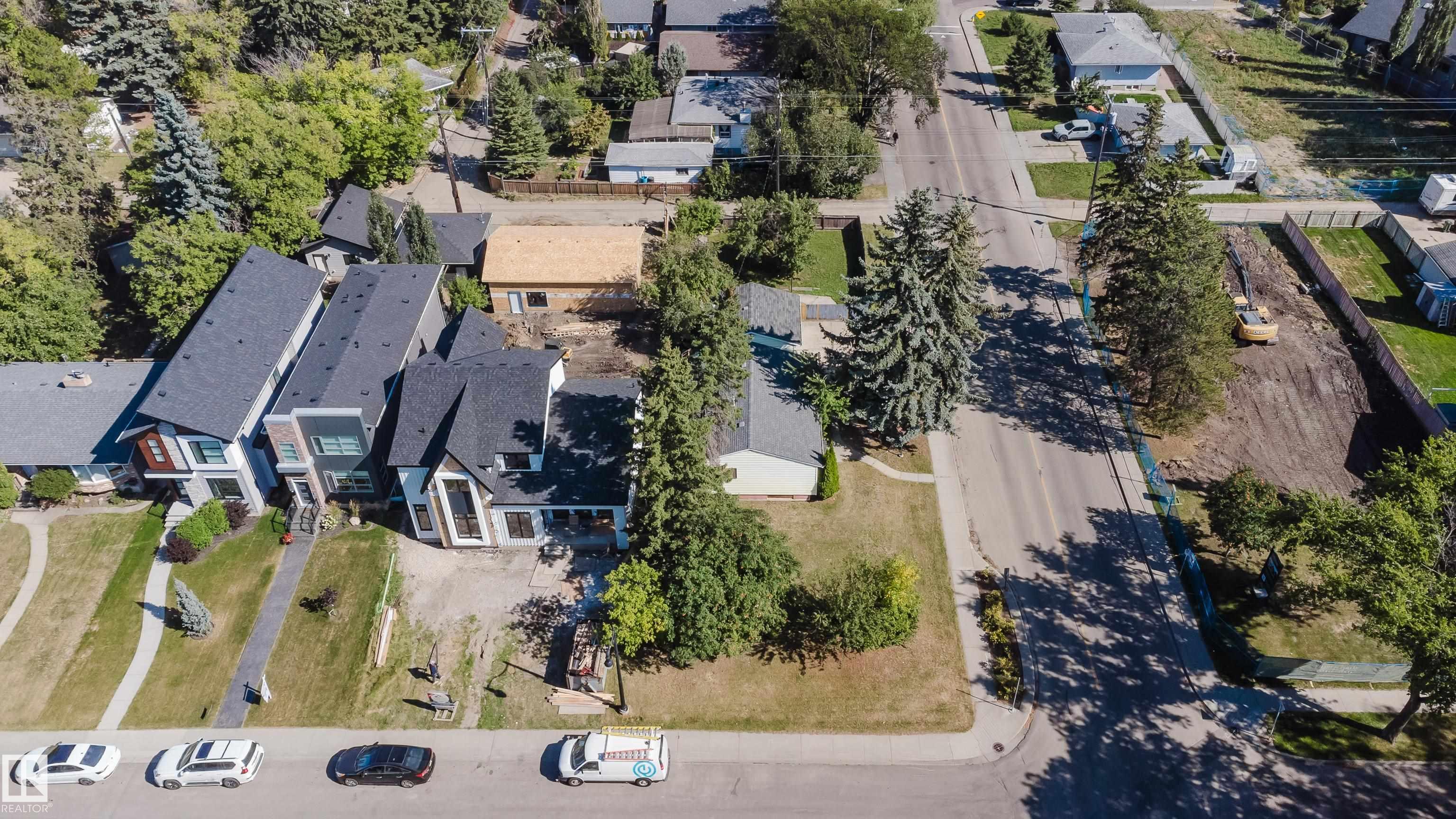 https://zimg.paragon.ice.com/ParagonImages/Property/PM/RAE/225401890/17/0/0/e50681eaf2e23c3d3cb3444170c566ba/1/72106d33357eb3e6788f497e4b8ff667/225401890-042B3B83-CE13-41CA-A7C2-75AD76F658DF.JPG
