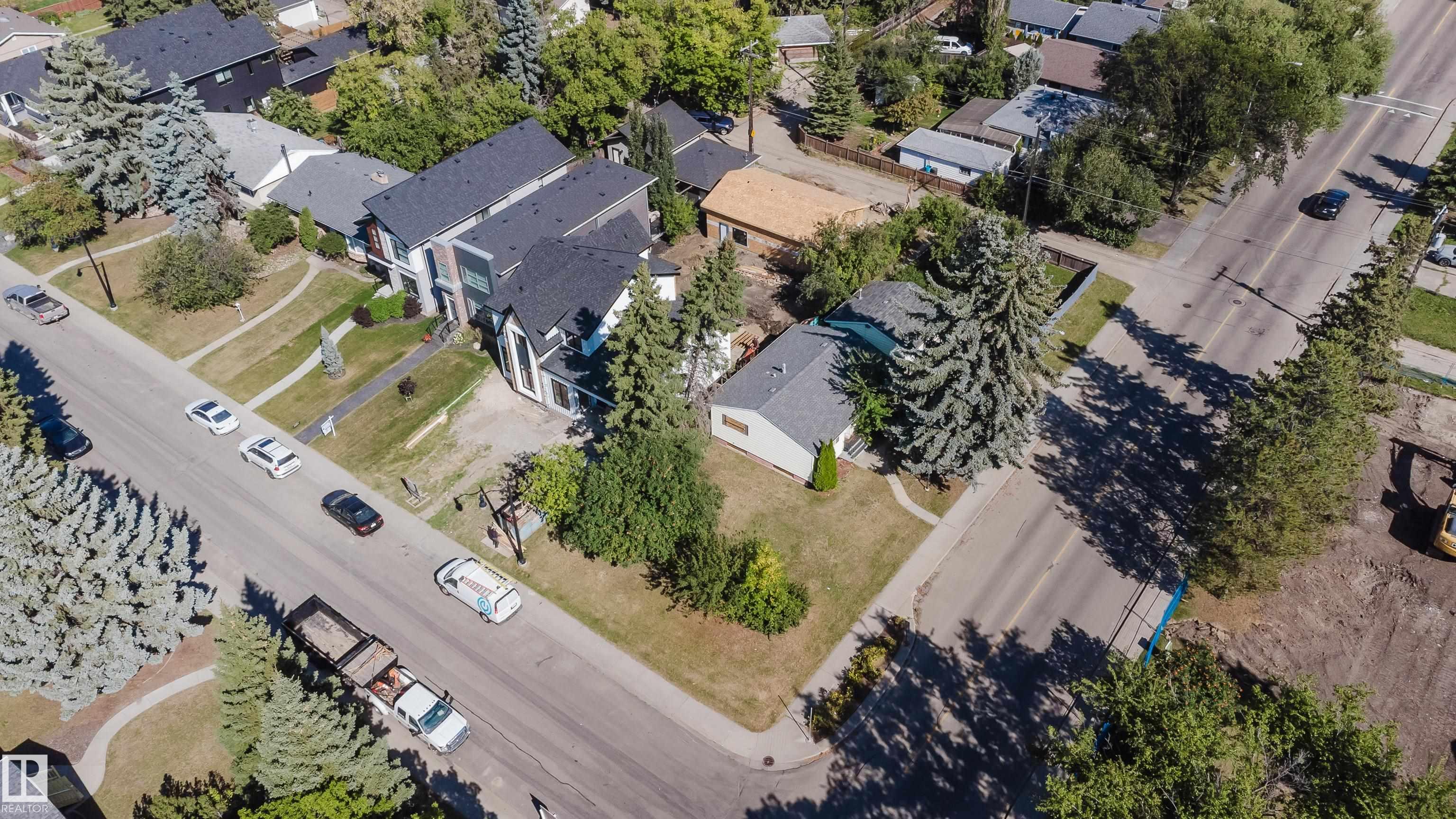 https://zimg.paragon.ice.com/ParagonImages/Property/PM/RAE/225401890/18/0/0/802f62000451706bbc64ec042082a2e4/1/72106d33357eb3e6788f497e4b8ff667/225401890-9B2CEABD-4C6E-4983-9DD7-20A4CBC9002D.JPG
