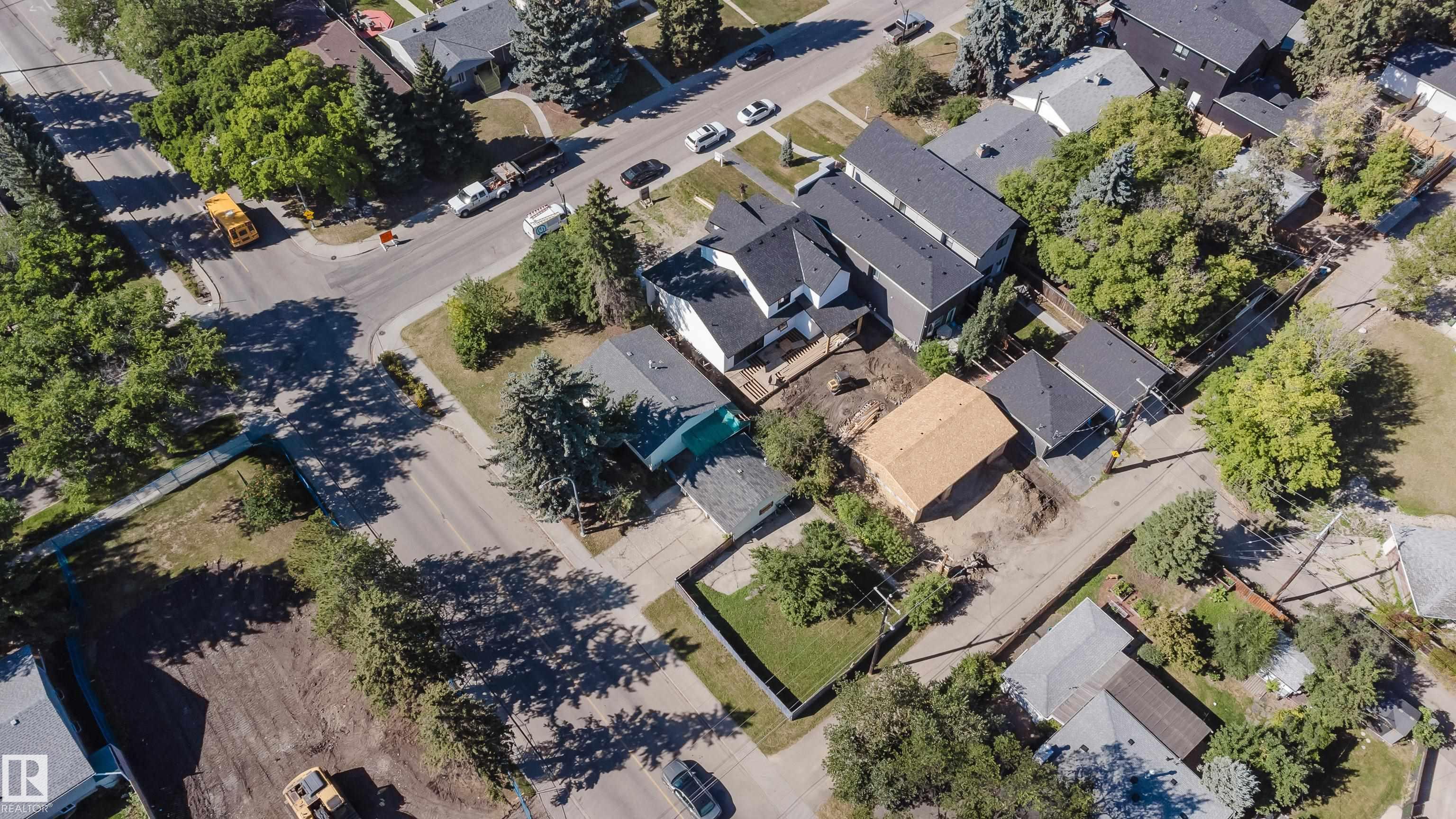 https://zimg.paragon.ice.com/ParagonImages/Property/PM/RAE/225401890/22/0/0/b41bb6ce9f46d45f1d41d2782934c045/1/72106d33357eb3e6788f497e4b8ff667/225401890-C2FD1873-76E9-4E5D-A3A6-EE3911520752.JPG