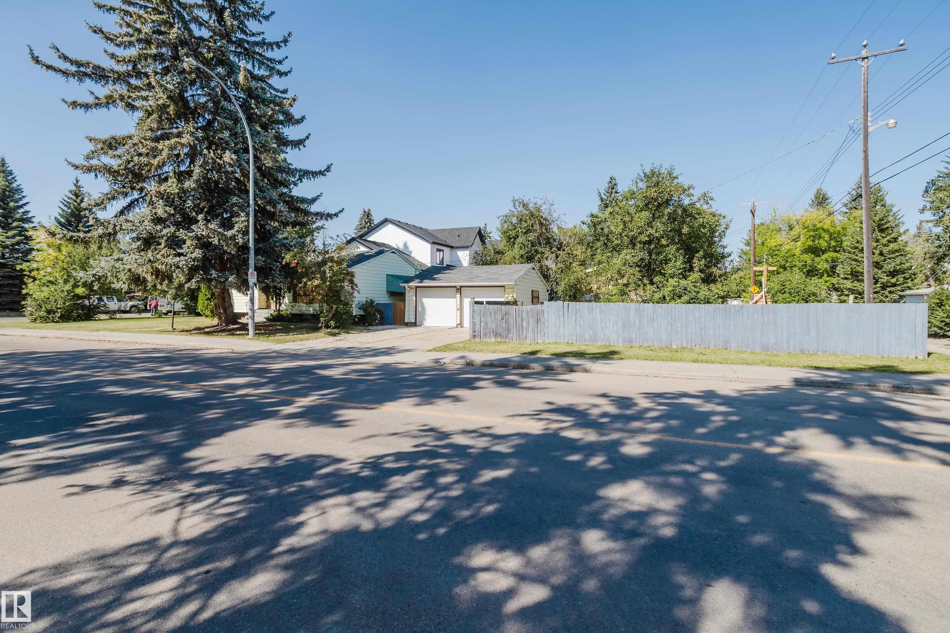 https://zimg.paragon.ice.com/ParagonImages/Property/PM/RAE/225401890/7/0/0/433ede3f36f87a83751c38d4281470c8/1/72106d33357eb3e6788f497e4b8ff667/225401890-563EDCEA-8544-4451-906A-4E24D822234F.JPG