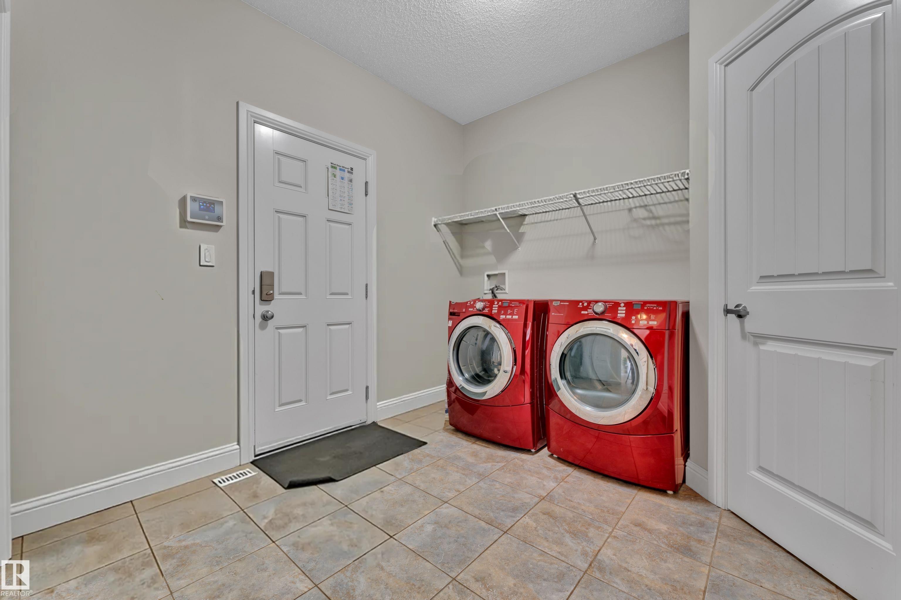 Photo 14 at 6159 12 Avenue SW, Walker, Edmonton