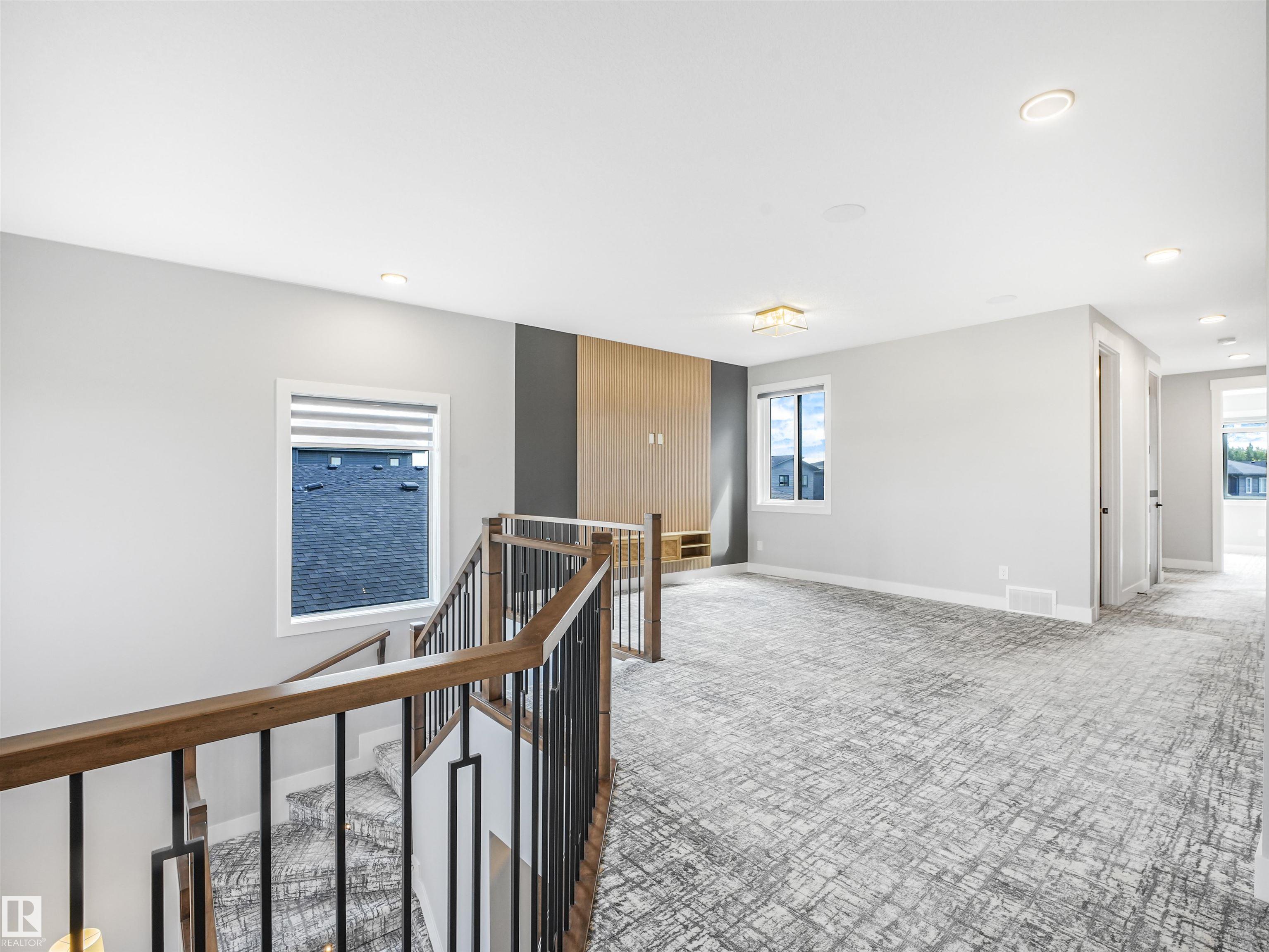 Photo 32 at 15 Elwyck Gate, Fenwyck, Spruce Grove