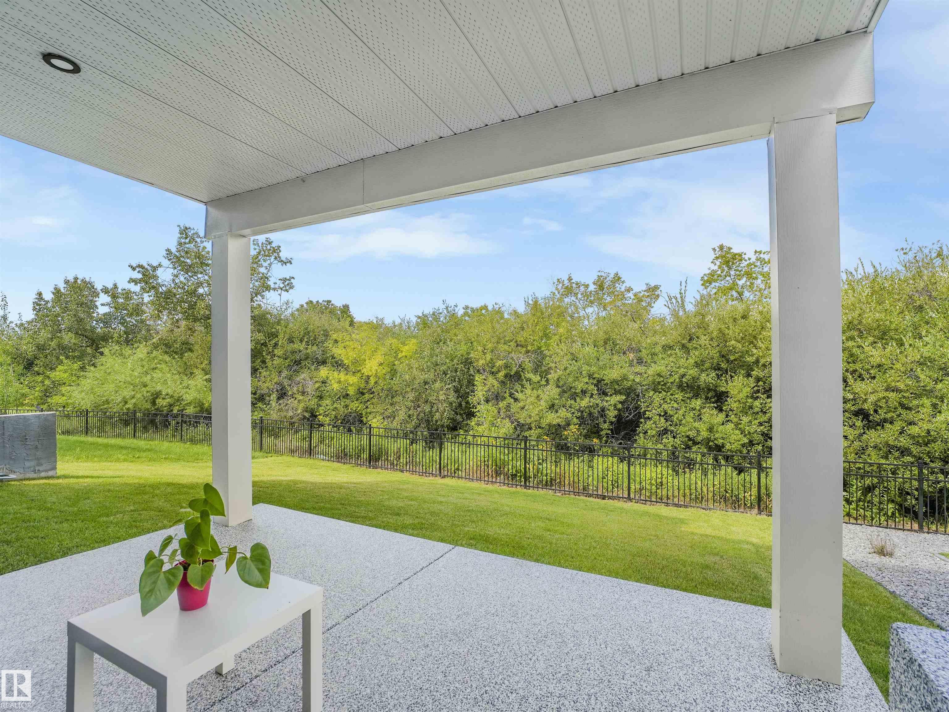 Photo 42 at 15 Elwyck Gate, Fenwyck, Spruce Grove