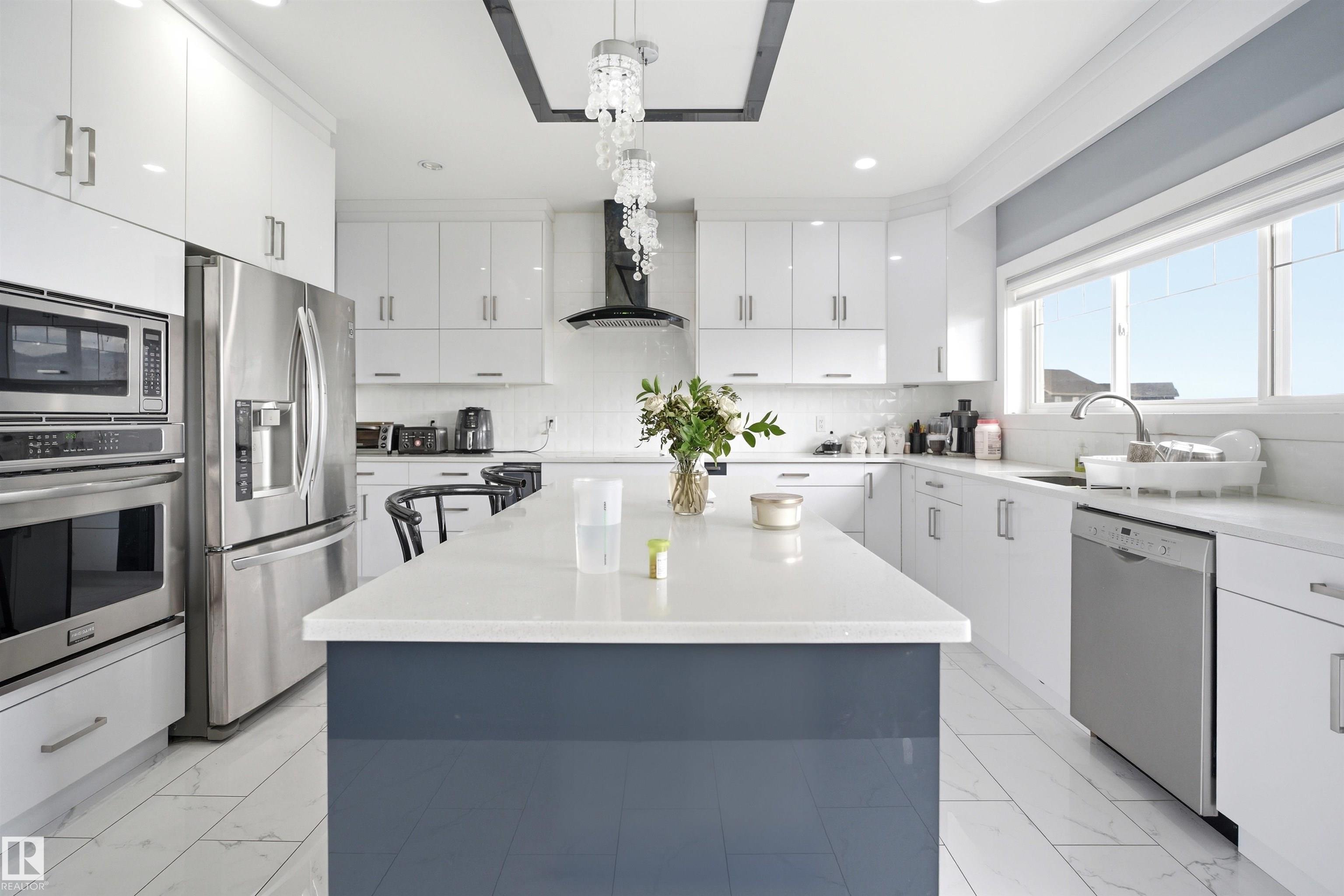 3909 49 Ave, Beaumont, AB T4X 1Y7