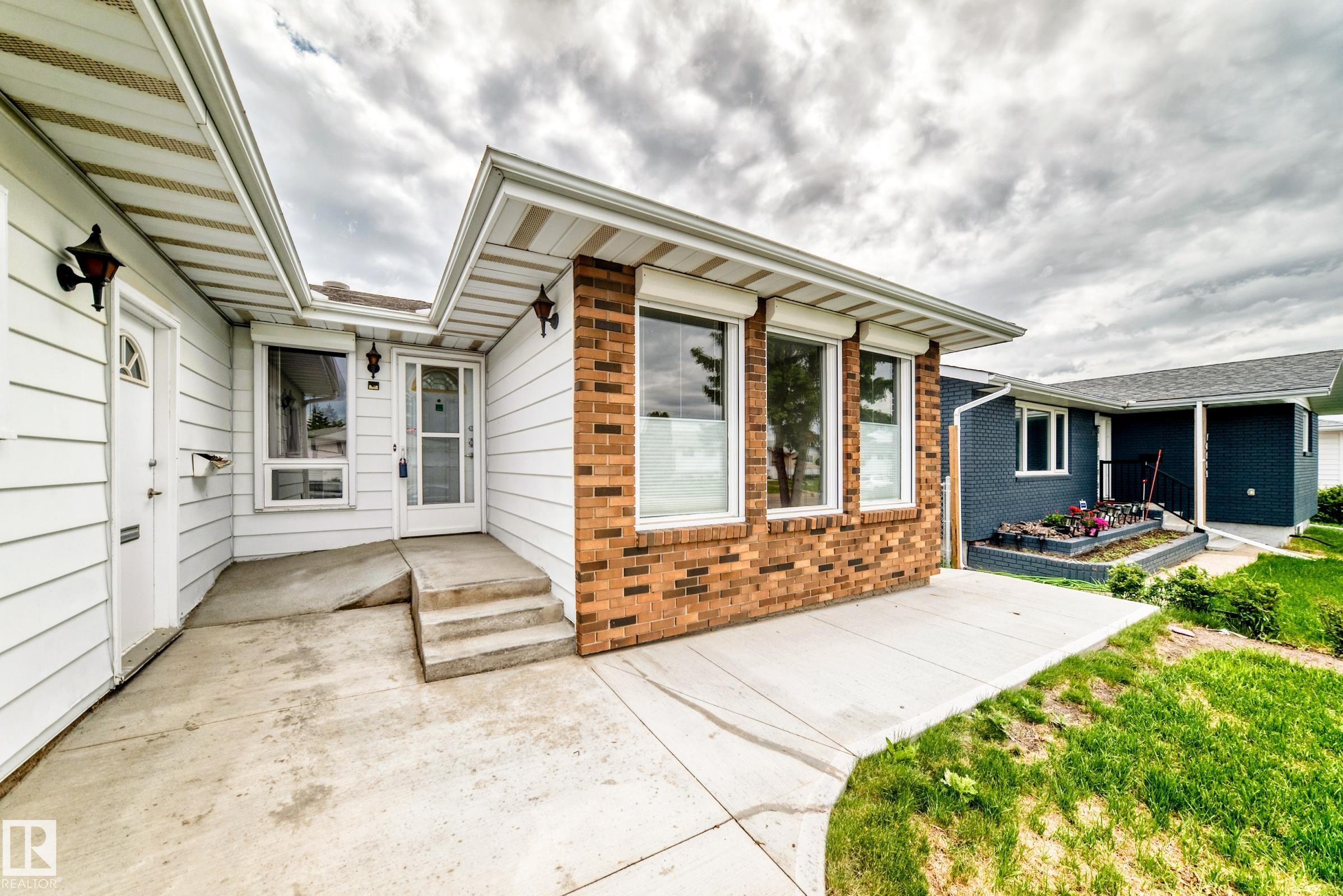 https://zimg.paragon.ice.com/ParagonImages/Property/PM/RAE/225401900/47/0/0/82b63d096392f50eac76400e70e2fade/1/88fa462300e31bf348c0306229dfd471/225401900-0358063a-e17e-4cb3-8304-3a2ad1221b76.JPG