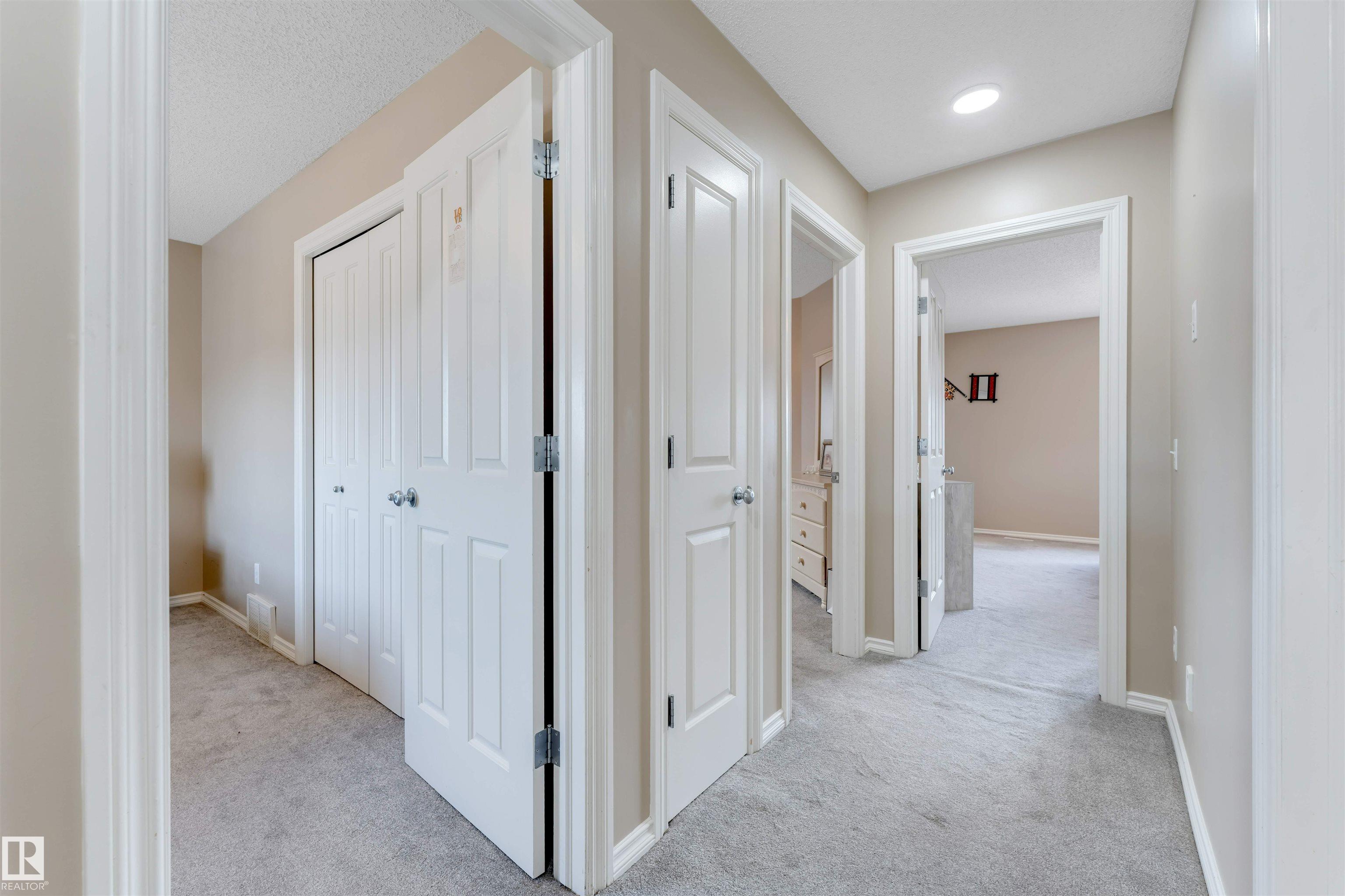 https://zimg.paragon.ice.com/ParagonImages/Property/PM/RAE/225401905/17/0/0/5c5f9a5d5e21a2683cdb8cd519175111/1/9a199653cdaacc901890d71379c855c0/225401905-d442f9d0-ee7f-42f7-8d69-b5fdd86e2a11.JPG