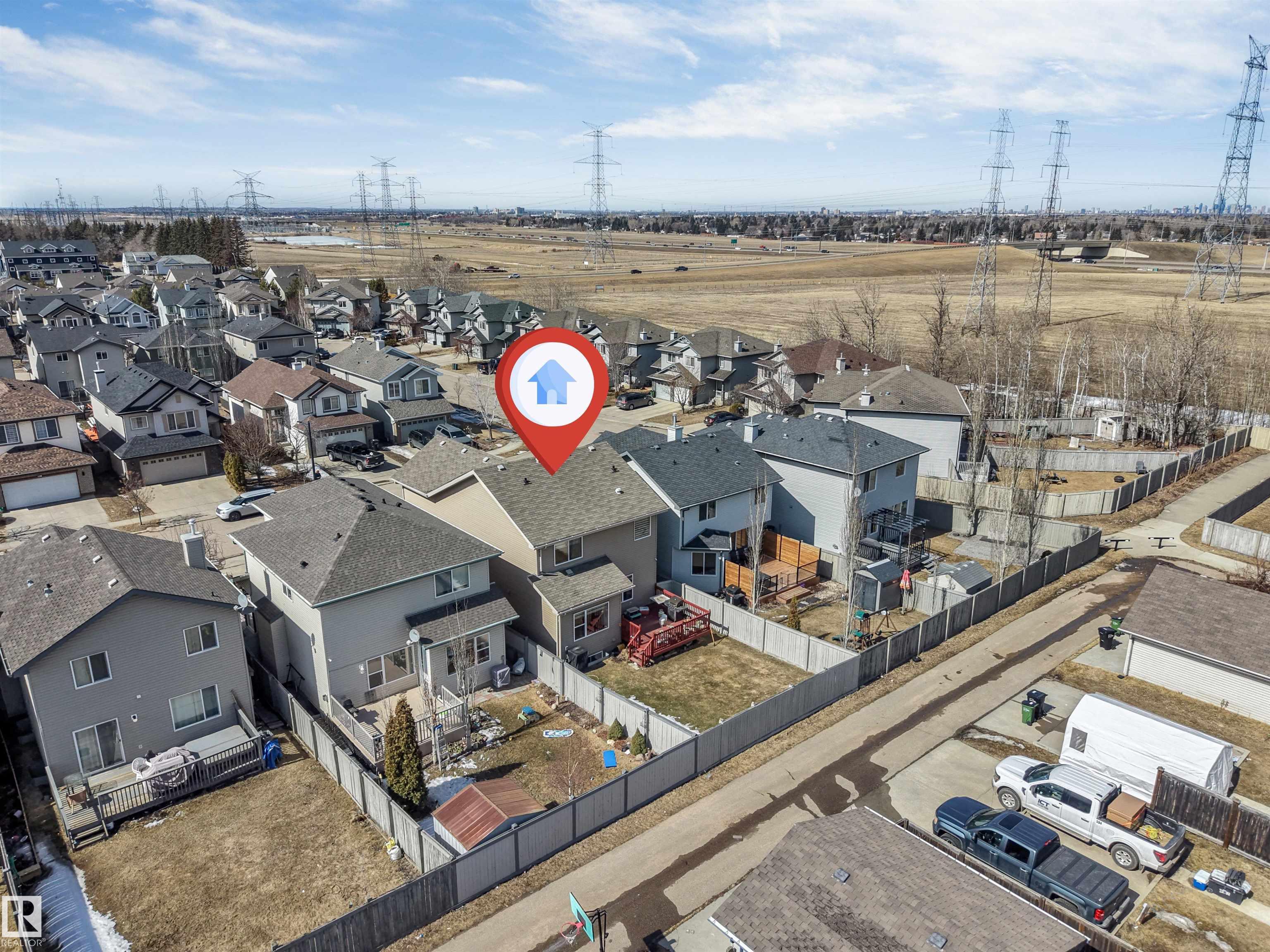 https://zimg.paragon.ice.com/ParagonImages/Property/PM/RAE/225401905/41/0/0/799a9d4bf591ee6cf851a6162f82d89f/1/9a199653cdaacc901890d71379c855c0/225401905-c0582b11-02c1-41d6-913b-56f6645c7ff2.JPG