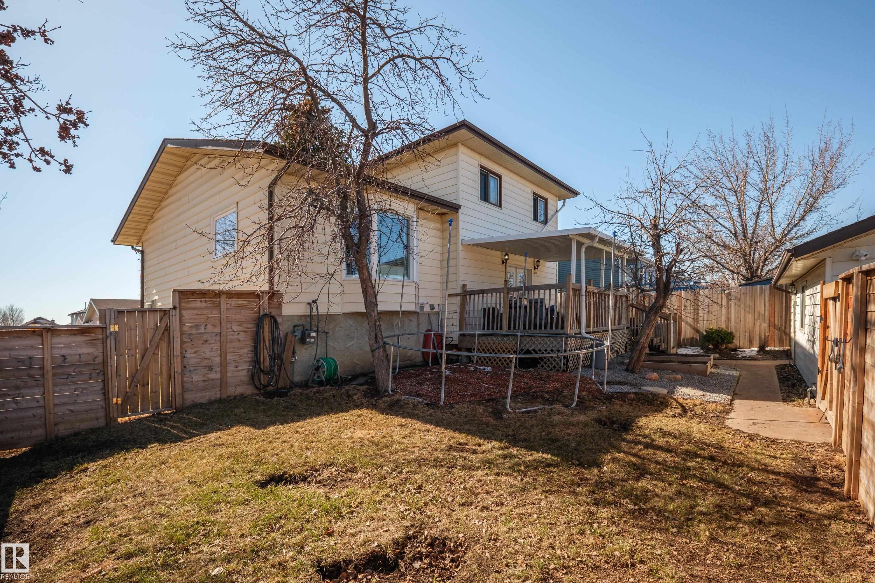 https://zimg.paragon.ice.com/ParagonImages/Property/PM/RAE/225401906/32/0/0/8549ec3215b3e402f1f34b65bca00ebc/1/d95a7afcb1dbd3beaebc1b3b3875c0f2/225401906-4DA64334-3057-43F7-BF11-E407D44D6F27.JPG