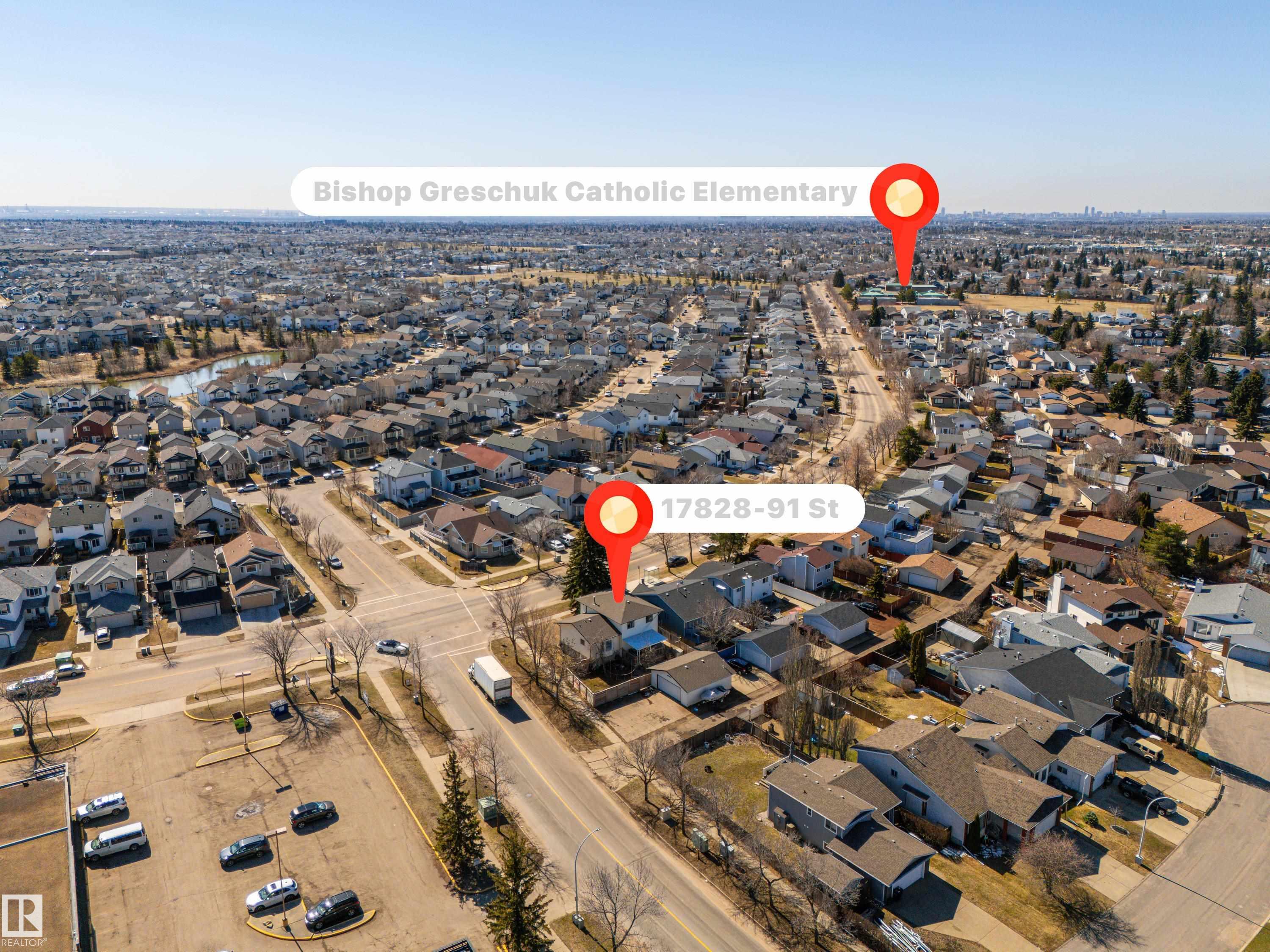 https://zimg.paragon.ice.com/ParagonImages/Property/PM/RAE/225401906/34/0/0/8f3d517b5feb65d63a47787bd86e2a3d/1/d95a7afcb1dbd3beaebc1b3b3875c0f2/225401906-4A84560C-AE71-49CF-8B03-83A85967AC34.JPG