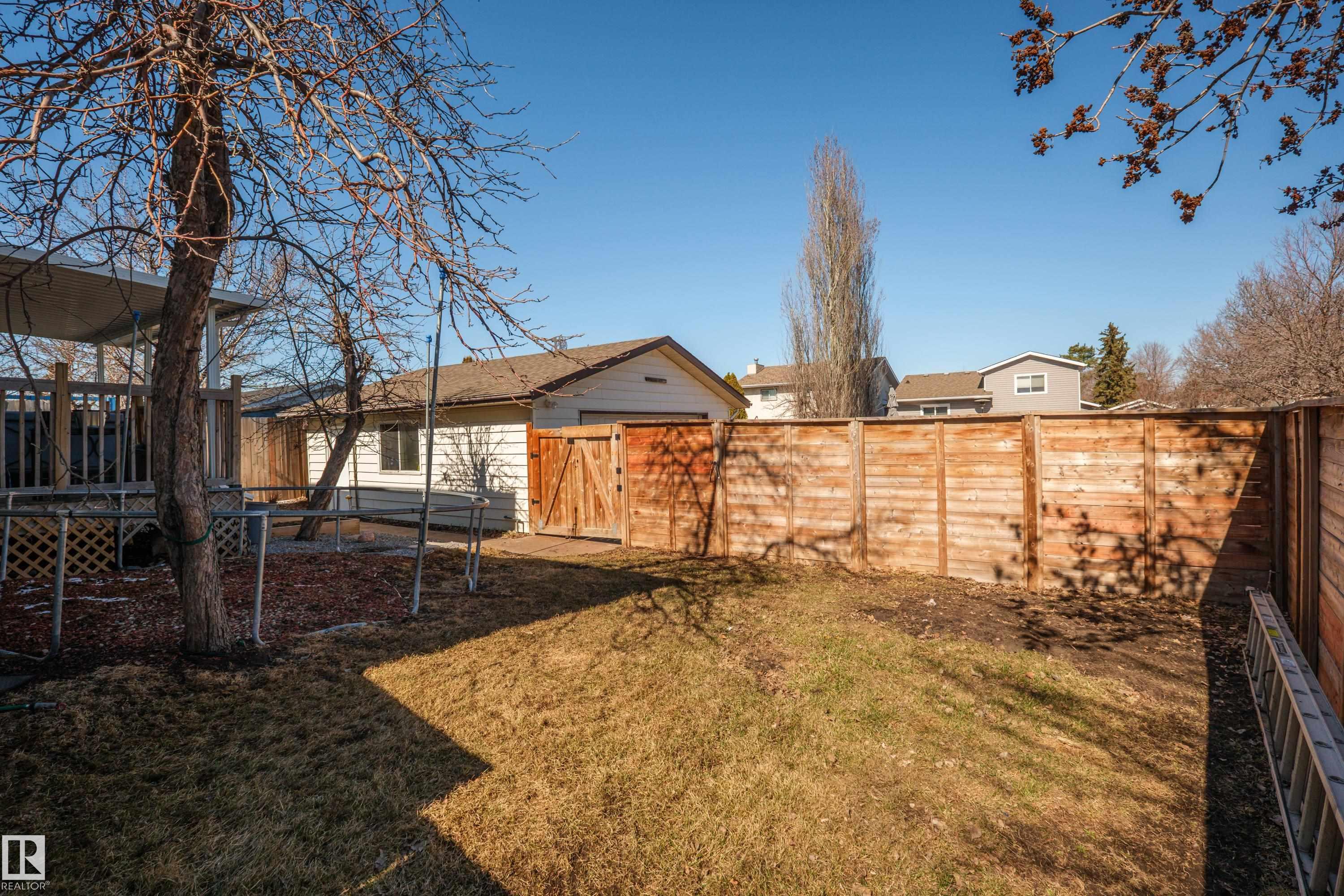 https://zimg.paragon.ice.com/ParagonImages/Property/PM/RAE/225401906/43/0/0/92fd1b03740ed60d5aa9ea6bed0749dd/1/d95a7afcb1dbd3beaebc1b3b3875c0f2/225401906-D2A0ACB8-C626-465A-8750-972FAA33F738.JPG