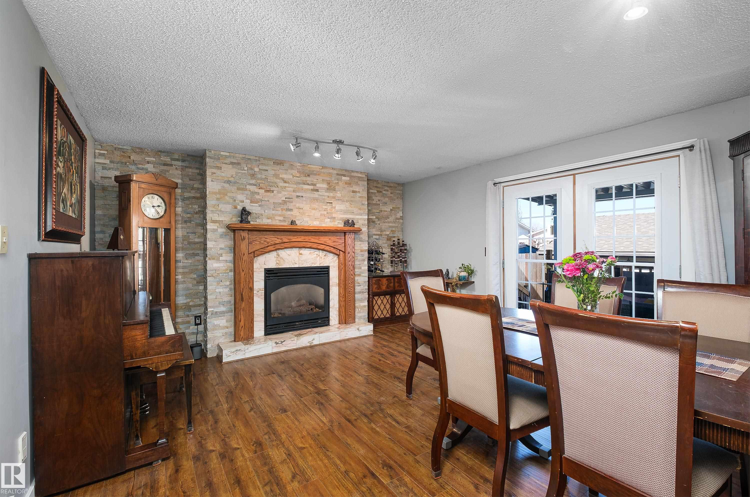 https://zimg.paragon.ice.com/ParagonImages/Property/PM/RAE/225401906/8/0/0/0b008fd56da668fe3e4d44eb1970cf82/1/d95a7afcb1dbd3beaebc1b3b3875c0f2/225401906-651573FC-42D9-4452-A392-0174DFB43E07.JPG