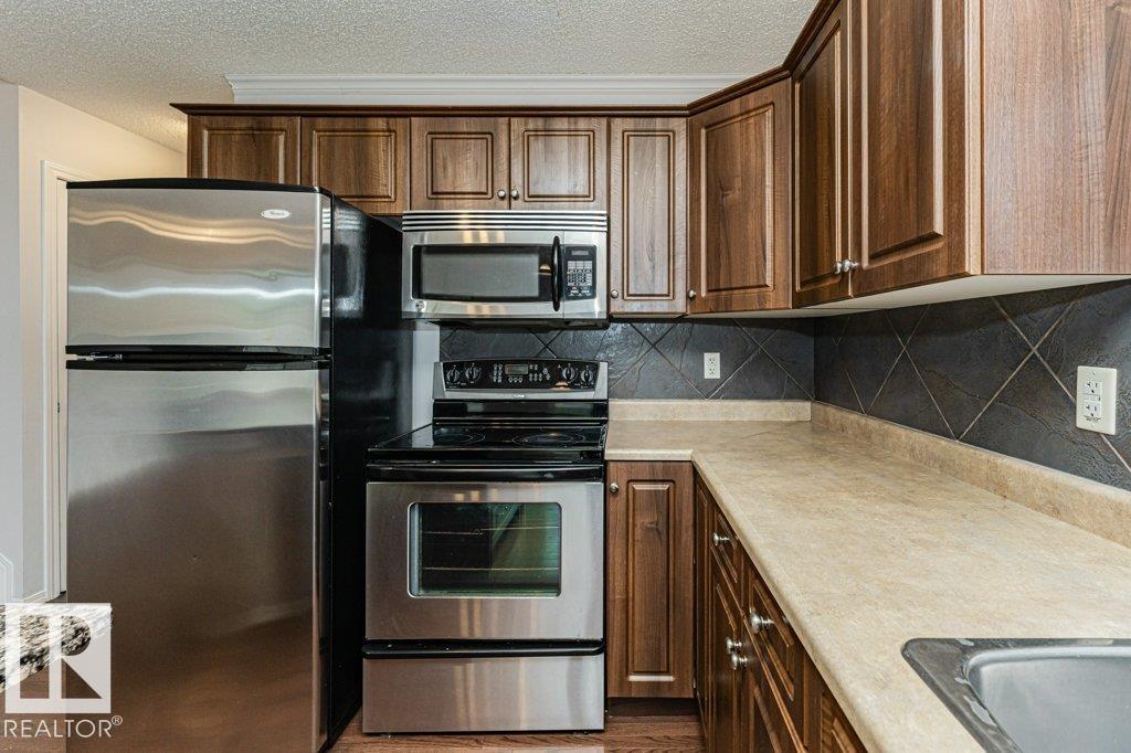 https://zimg.paragon.ice.com/ParagonImages/Property/PM/RAE/225401909/11/0/0/c0f59cb93e8a5d55a07ed0dea20ed551/1/85011d71e40517fd1af2dd5dc05a8859/225401909-db627482-0fdc-402d-bdc5-a5ee48f4d56b.JPG