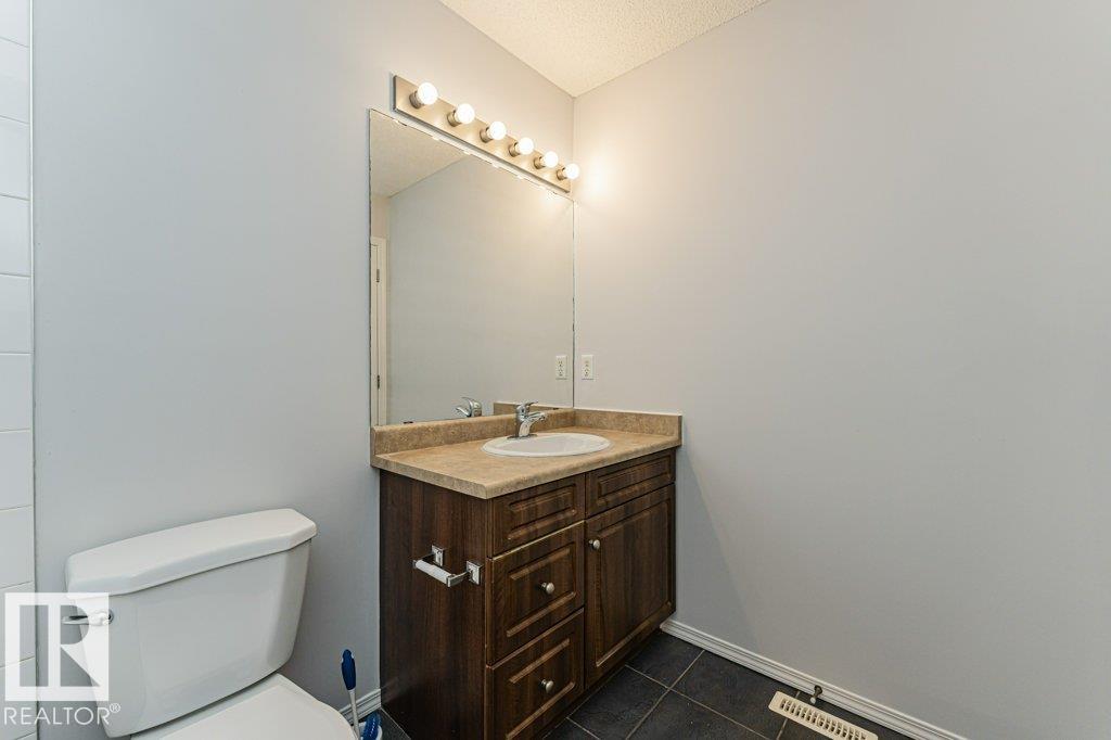 https://zimg.paragon.ice.com/ParagonImages/Property/PM/RAE/225401909/34/0/0/537cb3d7f5968d764c3d76e412e4420d/1/85011d71e40517fd1af2dd5dc05a8859/225401909-4bae41a1-5e9e-44ba-aae2-fb3624d23a73.JPG