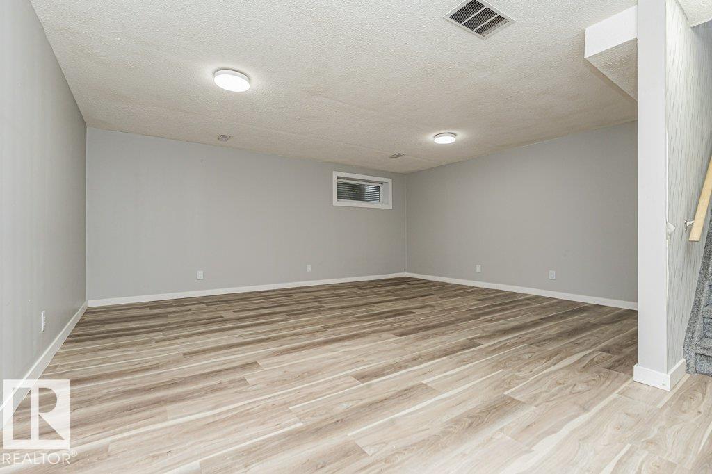 https://zimg.paragon.ice.com/ParagonImages/Property/PM/RAE/225401909/36/0/0/3477ef3f39a034fe50e6a4adf6aece76/1/85011d71e40517fd1af2dd5dc05a8859/225401909-9582012e-ab78-4a3a-919a-0e2dca862ca8.JPG