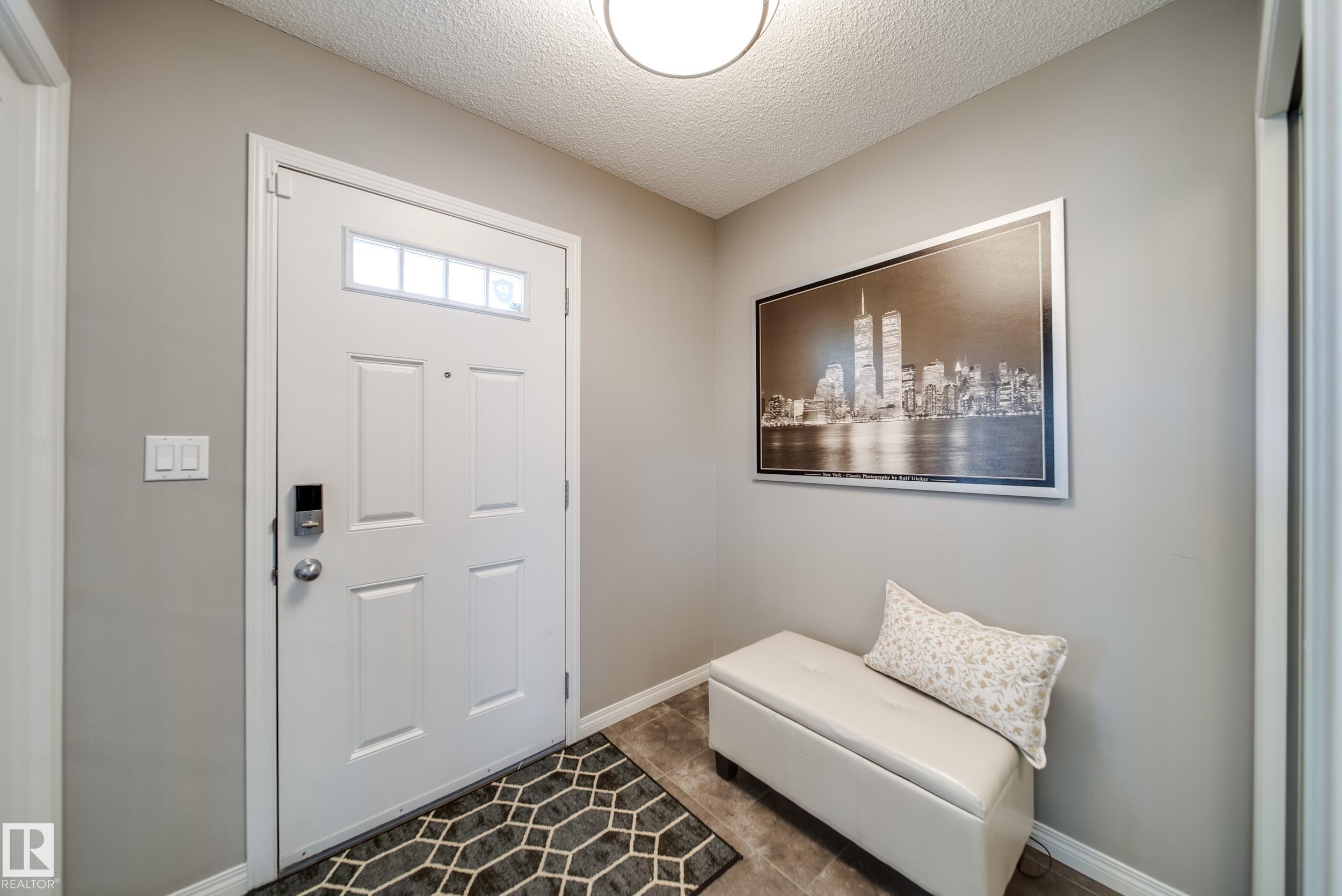 https://zimg.paragon.ice.com/ParagonImages/Property/PM/RAE/225401910/11/0/0/9bb0e85c7e817deb04011f747a933c9f/1/81358b2e7d1deb6e7d3f037d8a8f64dd/225401910-2c045135-fbd3-4d33-8b9c-9dc999b1aa78.JPG