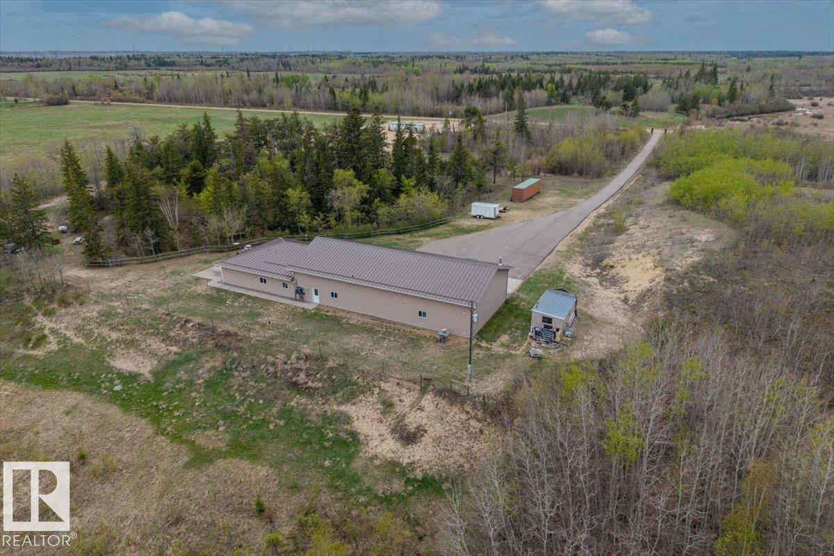 Photo 7 at 56515 Rge Road 222, None, Rural Sturgeon County