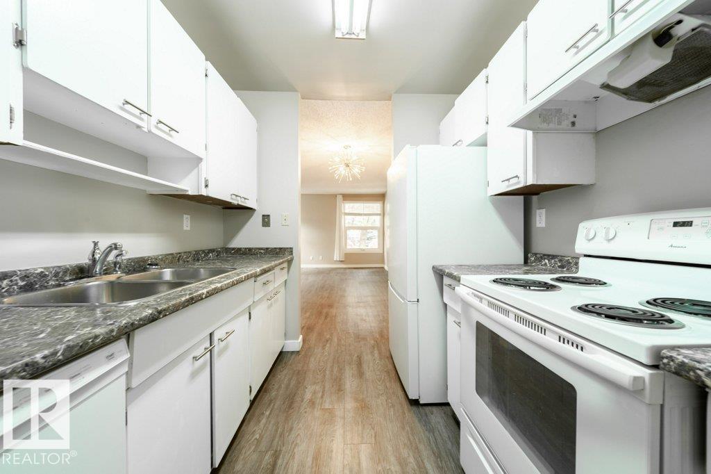 Photo 15 at 17106 108 Street NW, Baturyn, Edmonton