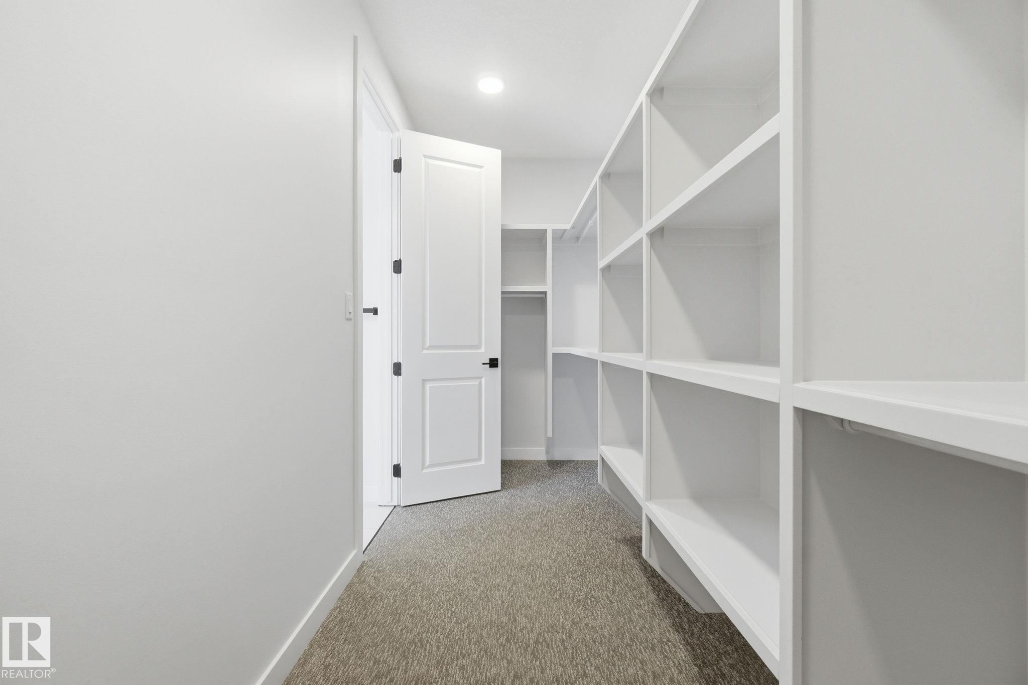 https://zimg.paragon.ice.com/ParagonImages/Property/PM/RAE/225401914/34/0/0/49cd2623fb980dfe7bc668b47ce5988b/1/0851bac90e073cac49d4b21ae4608e97/225401914-4C1F90F1-C379-453A-9FF3-335706F3F15B.JPG