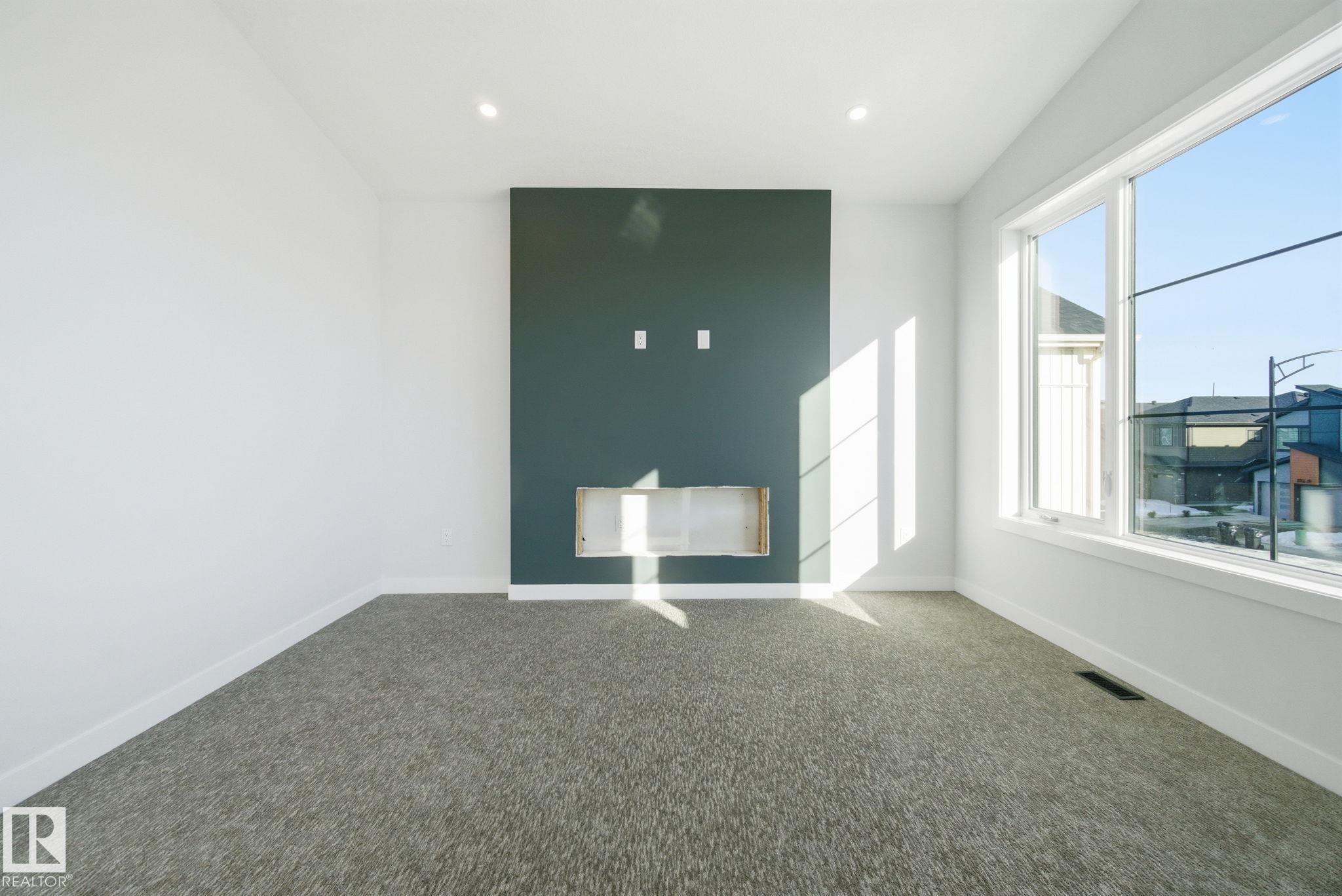 https://zimg.paragon.ice.com/ParagonImages/Property/PM/RAE/225401914/45/0/0/08aafd4fba587cabbdc5119cfd6fbd77/1/0851bac90e073cac49d4b21ae4608e97/225401914-A3FA47F6-3CC7-4A11-9D55-540AA4191384.JPG