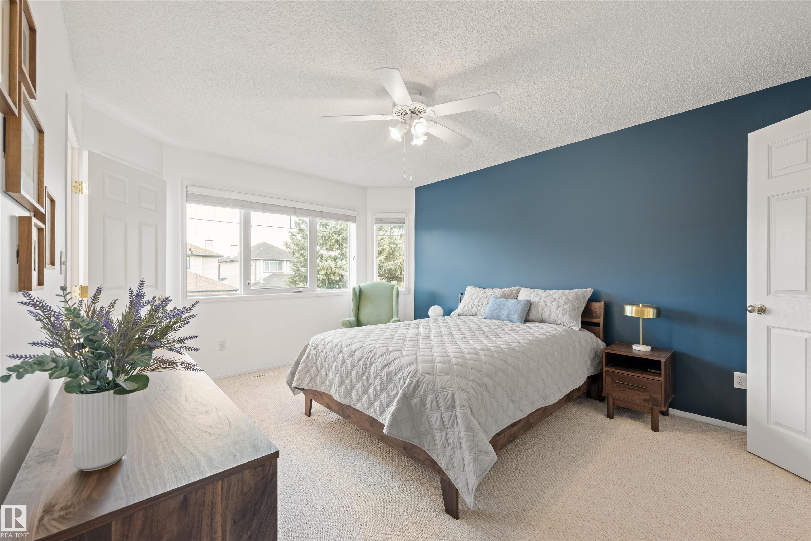 https://zimg.paragon.ice.com/ParagonImages/Property/PM/RAE/225401926/14/0/0/f7549d6e5d80f12e5676e5e7f7d78ecf/1/f83aeb145a1b15eb425871928fc0aaf4/225401926-05757c12-670f-4265-a159-c96db03f8585.JPG