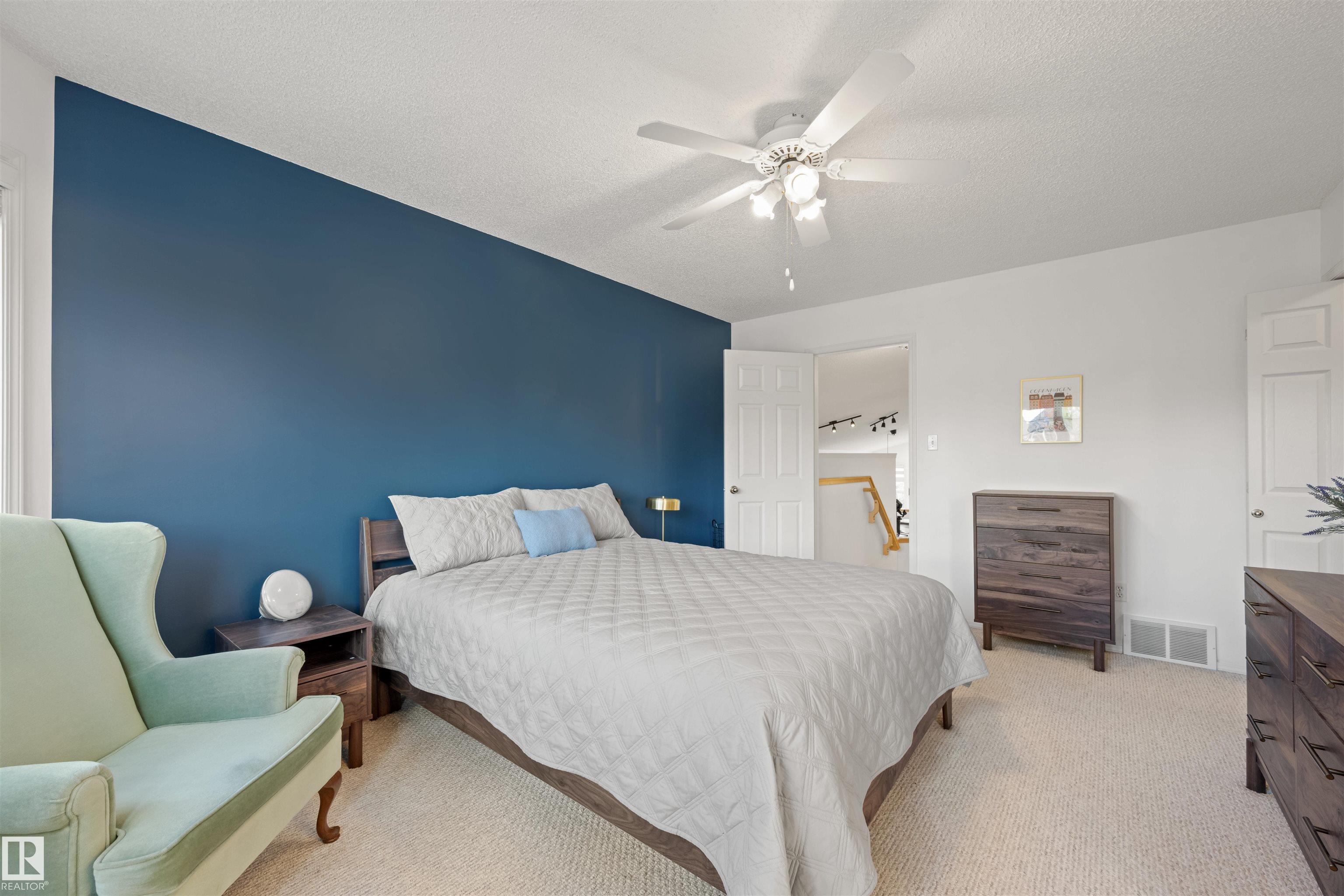 https://zimg.paragon.ice.com/ParagonImages/Property/PM/RAE/225401926/17/0/0/216d983b27b0baf38ac98a21251031f3/1/f83aeb145a1b15eb425871928fc0aaf4/225401926-4eee83ba-a881-4a08-b1a8-40858239cdff.JPG