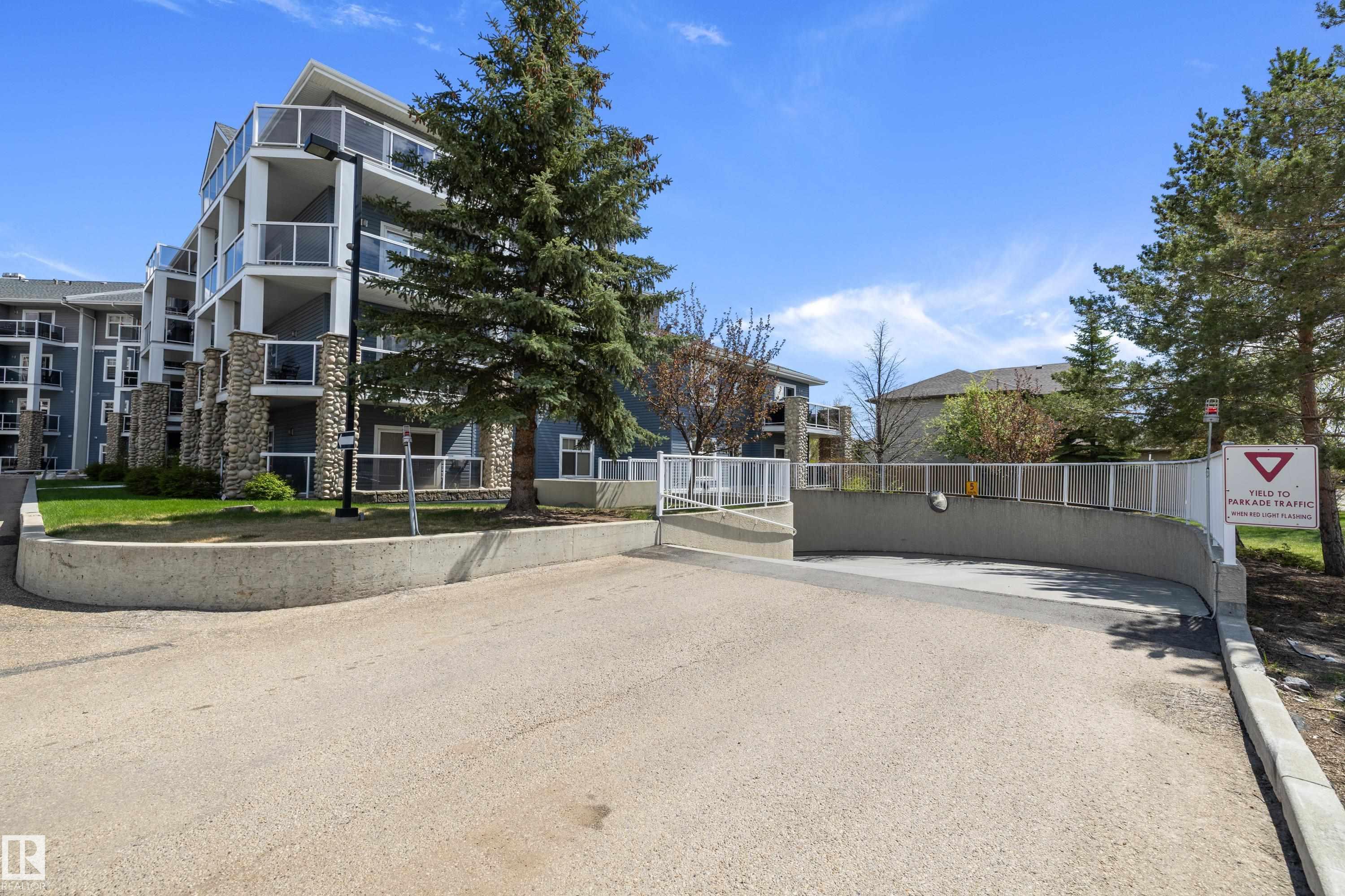 406 - 16035 132 Street NW, Oxford, Edmonton
