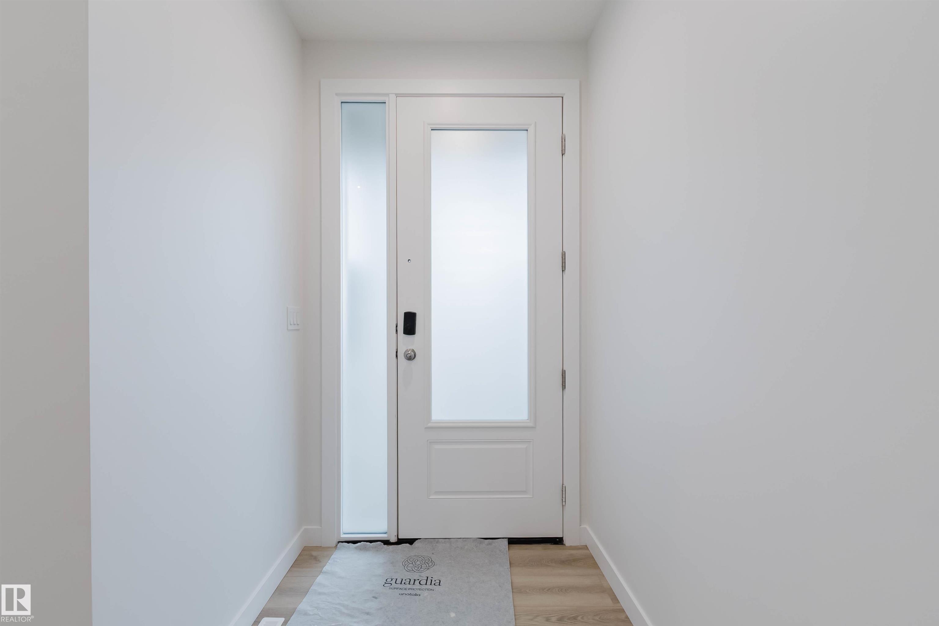 Picture for 224 EDGEMONT GR NW