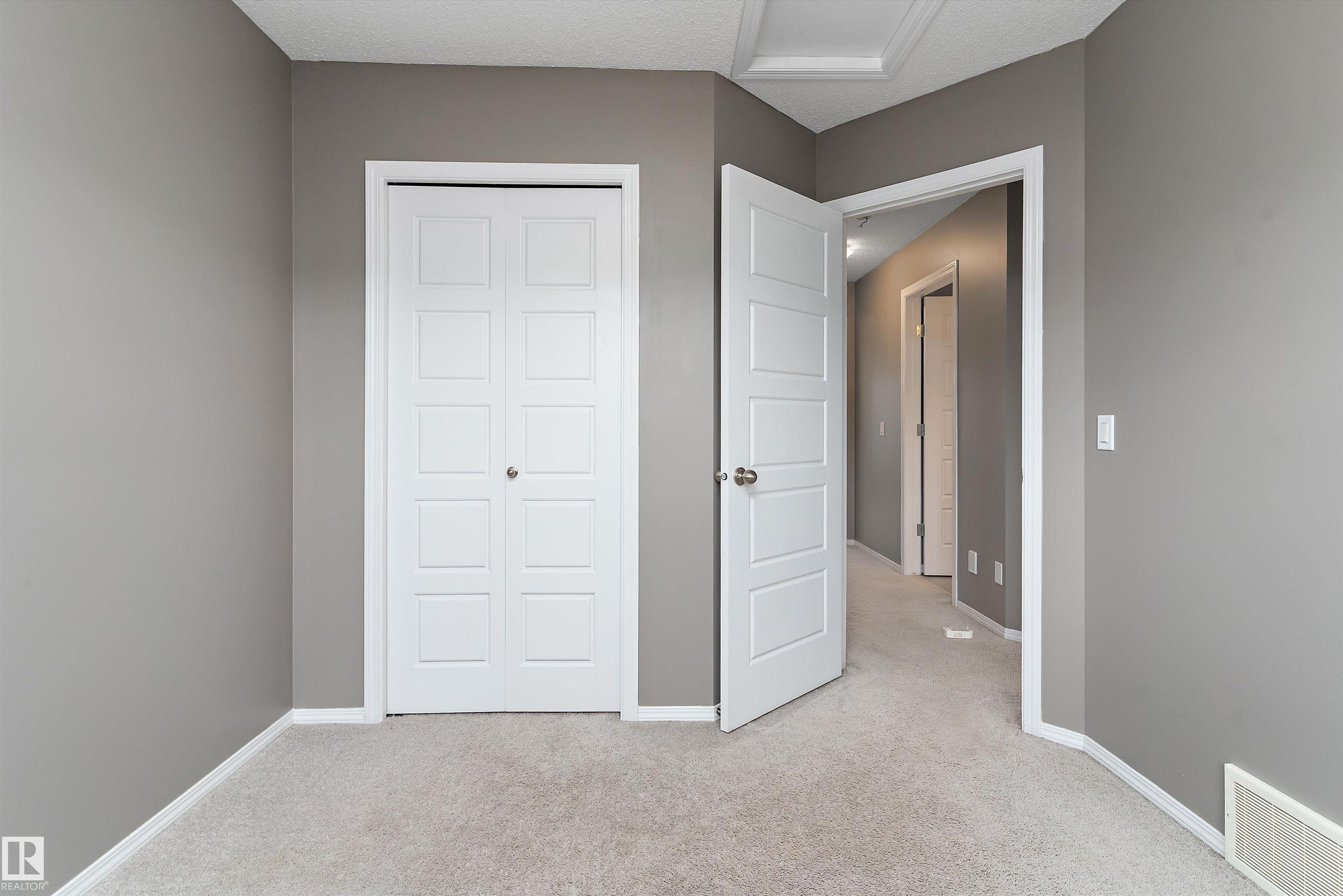 https://zimg.paragon.ice.com/ParagonImages/Property/PM/RAE/225401939/23/0/0/defba26ad0a41ee5f313a762640b900e/1/6967a5005e5fc04757600fa34c932627/225401939-6a9b07f4-a3a1-4252-8b4d-0c03f84bad82.JPG