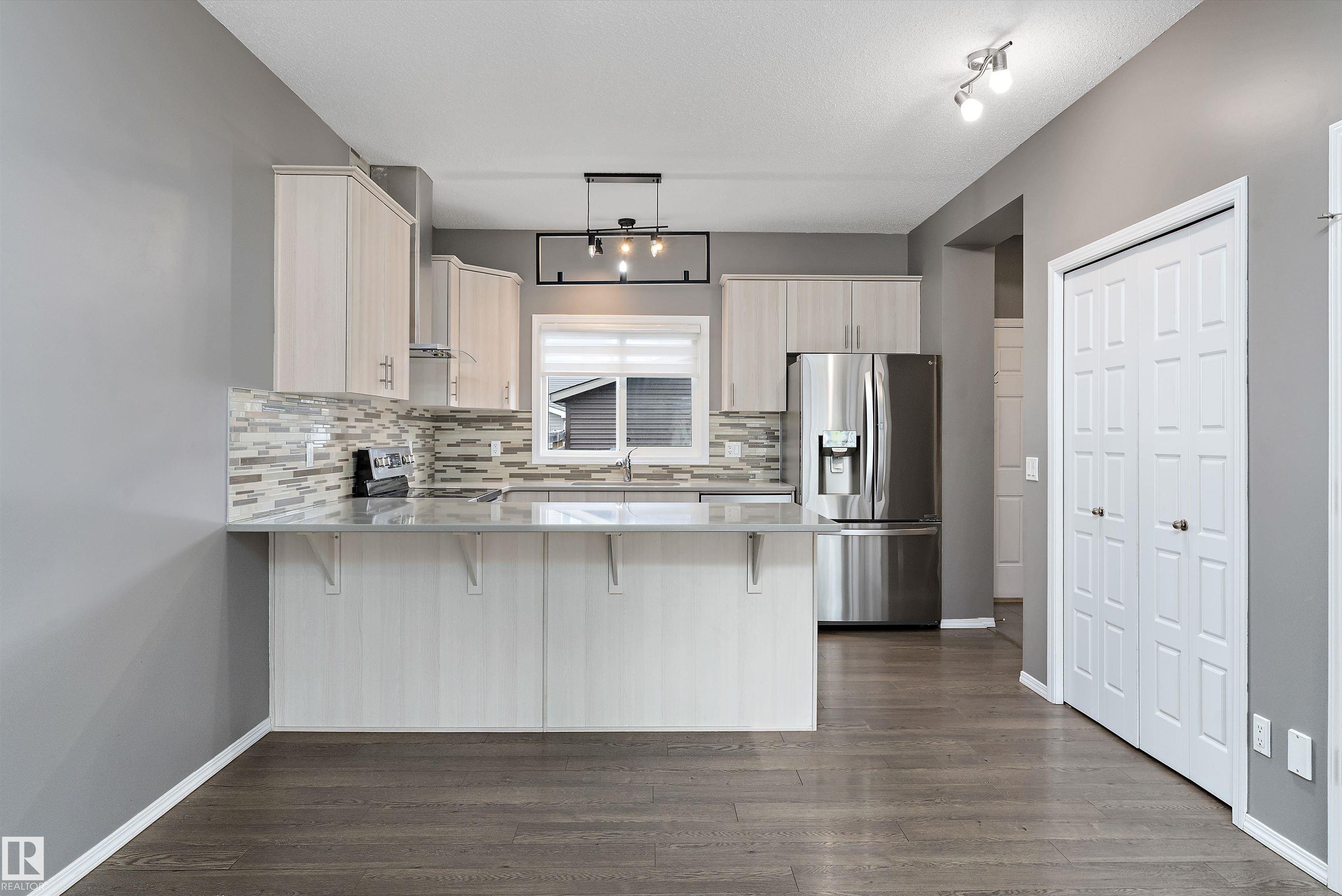 https://zimg.paragon.ice.com/ParagonImages/Property/PM/RAE/225401939/8/0/0/8e96f027dc23b1a32b7063ce15954962/1/6967a5005e5fc04757600fa34c932627/225401939-546ed6d4-b0d6-4d08-bde3-daa1dd412b44.JPG