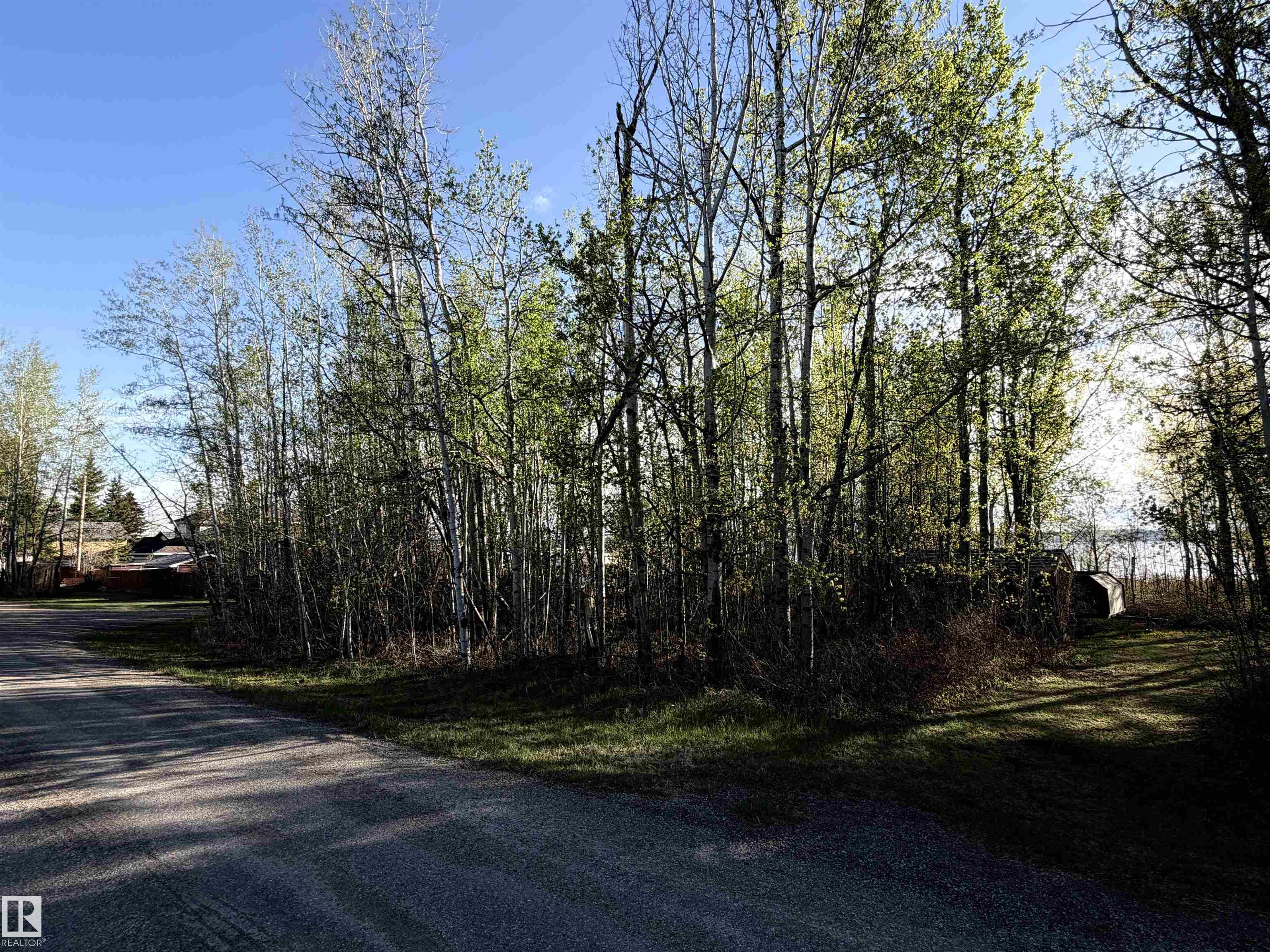 Photo 17 at 68 - 53004 Rge Road 54a, South Seba Beach, Rural Parkland County