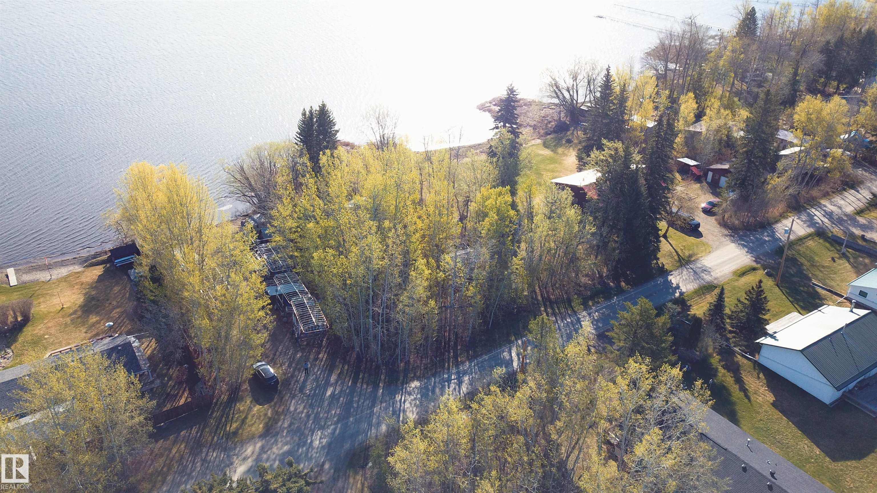Photo 8 at 68 - 53004 Rge Road 54a, South Seba Beach, Rural Parkland County