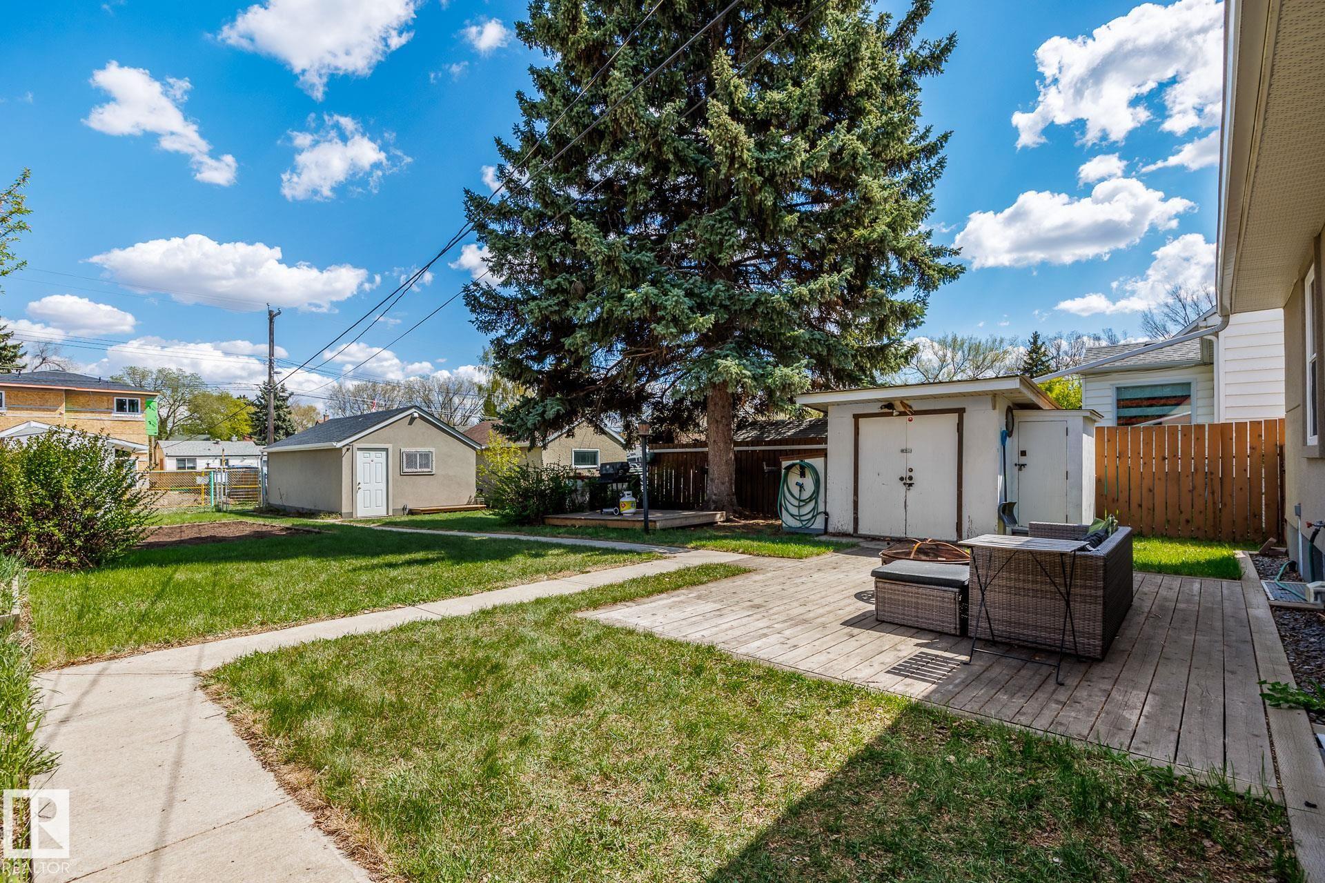https://zimg.paragon.ice.com/ParagonImages/Property/PM/RAE/225401943/37/0/0/52f903cf5c1a1cbe7ec3e23368311e92/1/0baaed4f41c937ea9c82deb98ebb8f43/225401943-3cdff15d-d70c-4788-a13b-a6d77d85033c.JPG