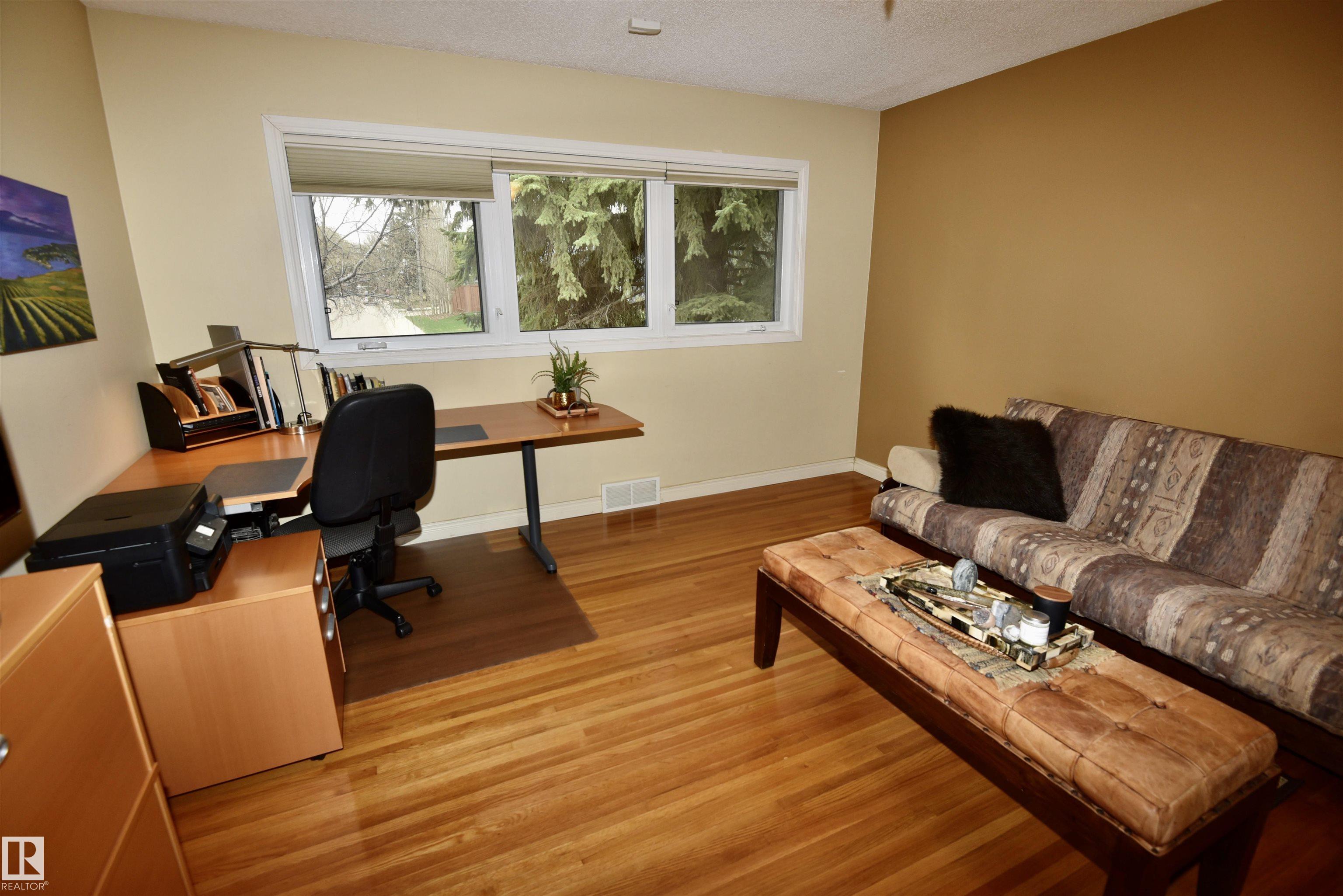 Photo 10 at 13910 101a Avenue NW, Glenora, Edmonton