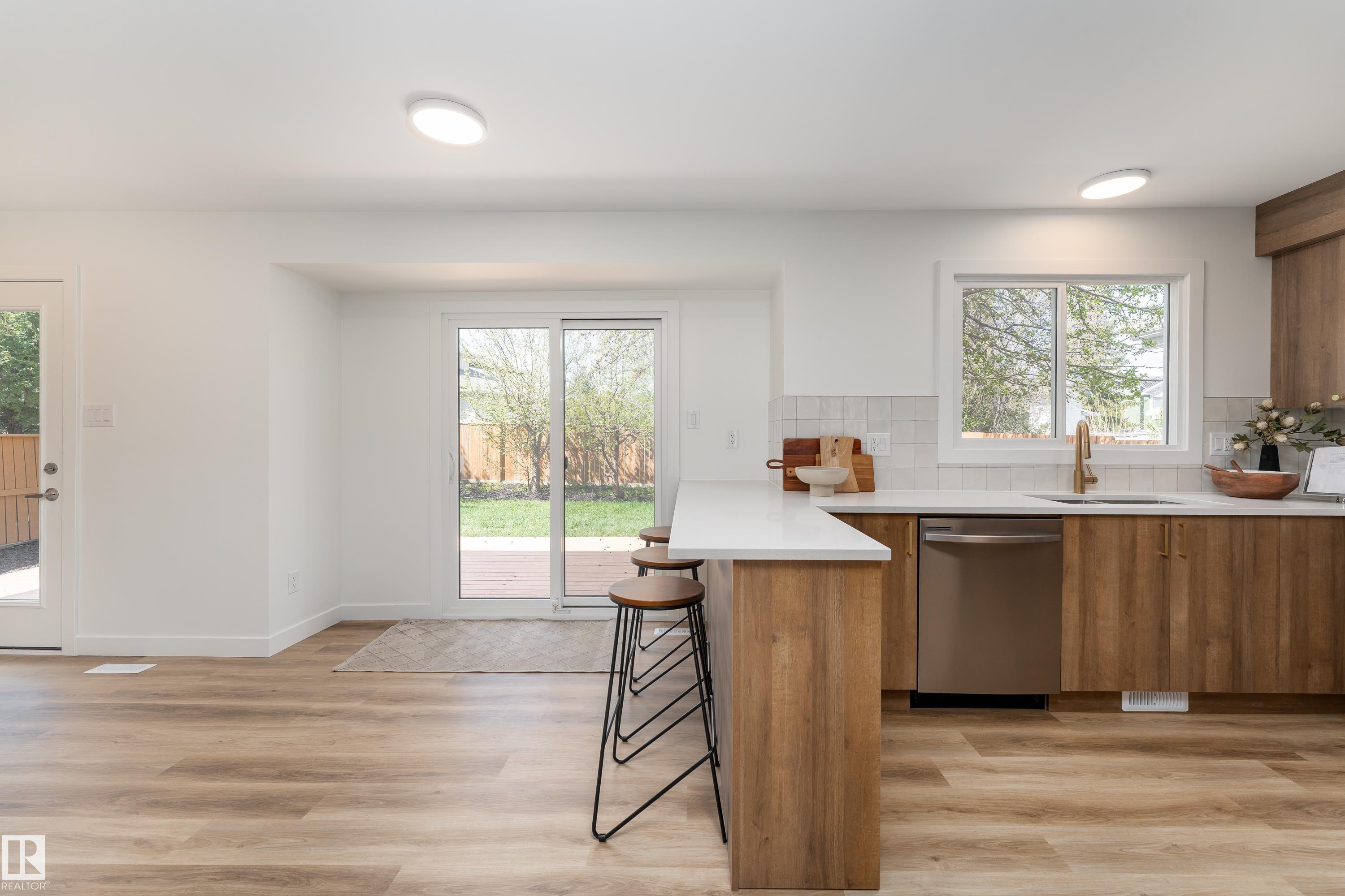 Photo 13 at 6410 187a Street NW, Ormsby Place, Edmonton