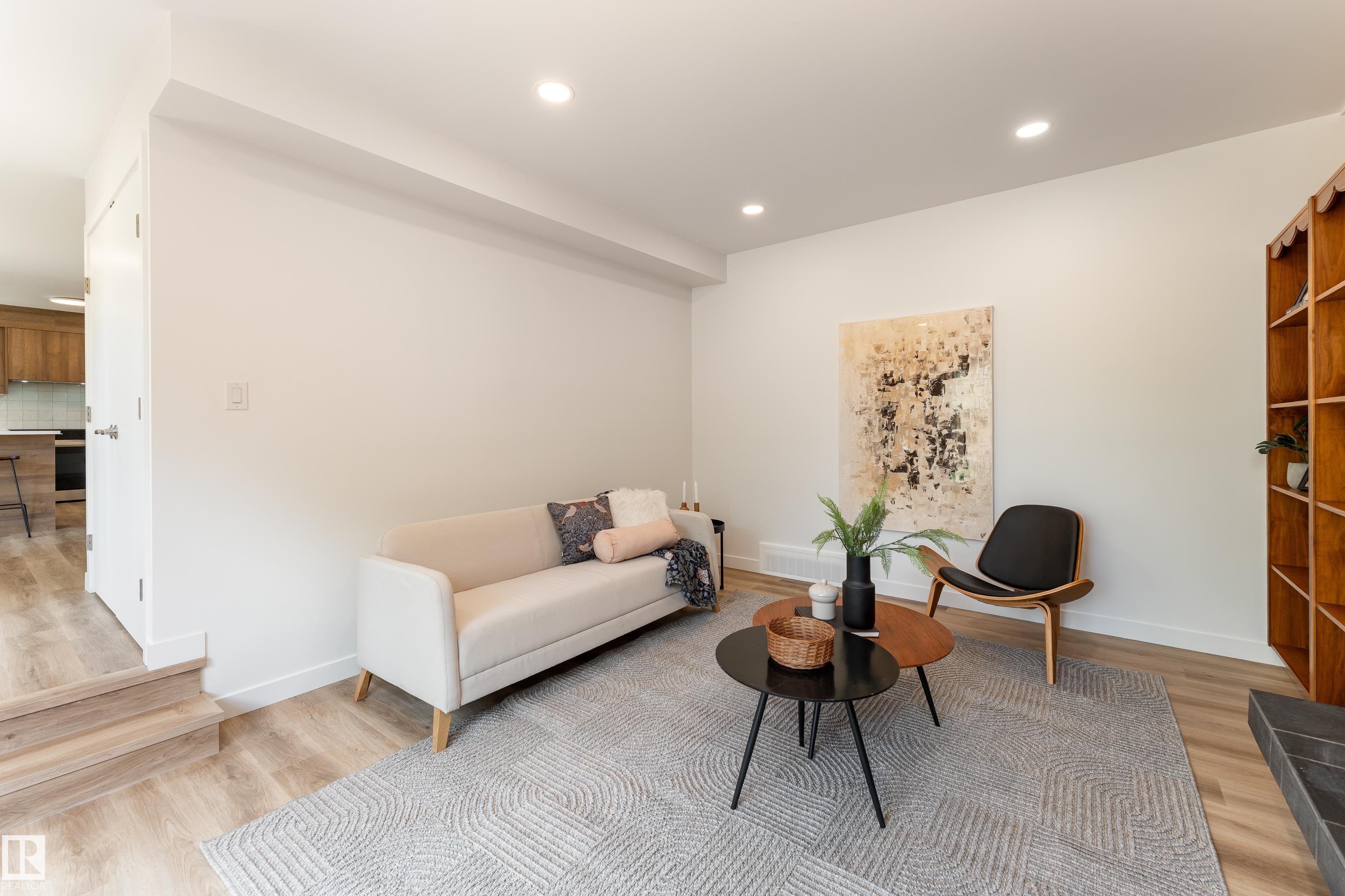 Photo 25 at 6410 187a Street NW, Ormsby Place, Edmonton