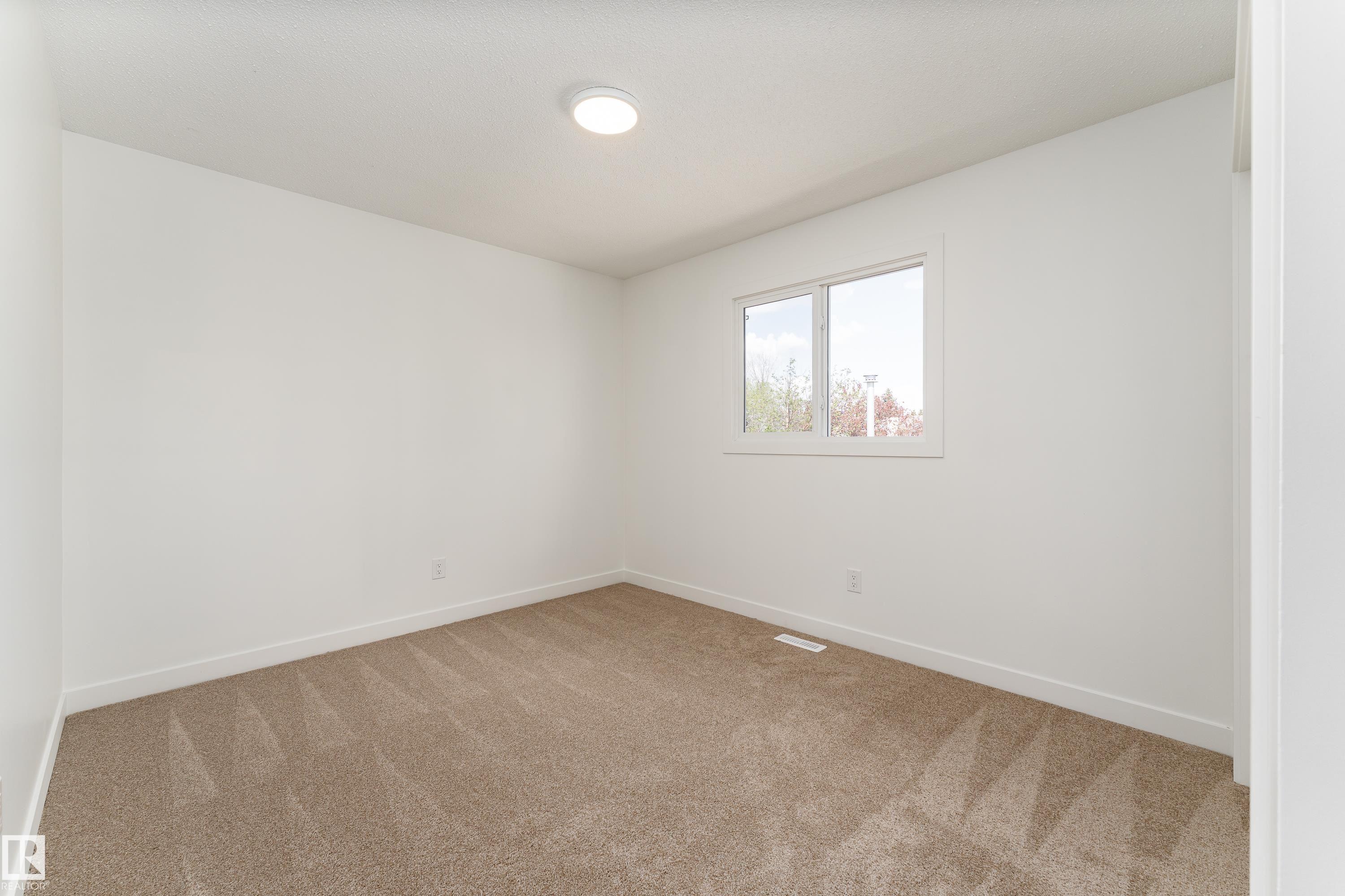 Photo 29 at 6410 187a Street NW, Ormsby Place, Edmonton