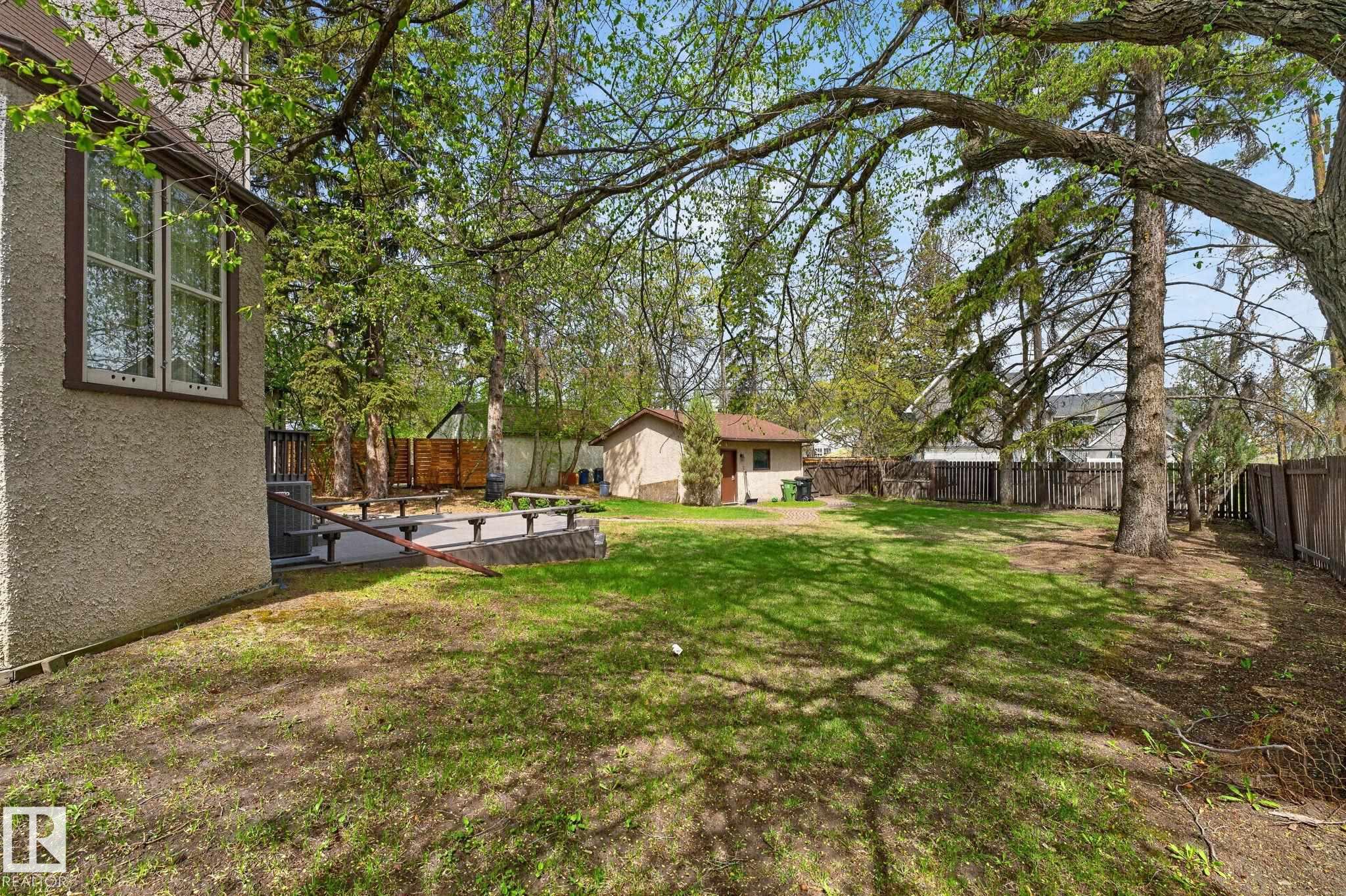 11608 Edinboro Road NW, Windsor Park, Edmonton