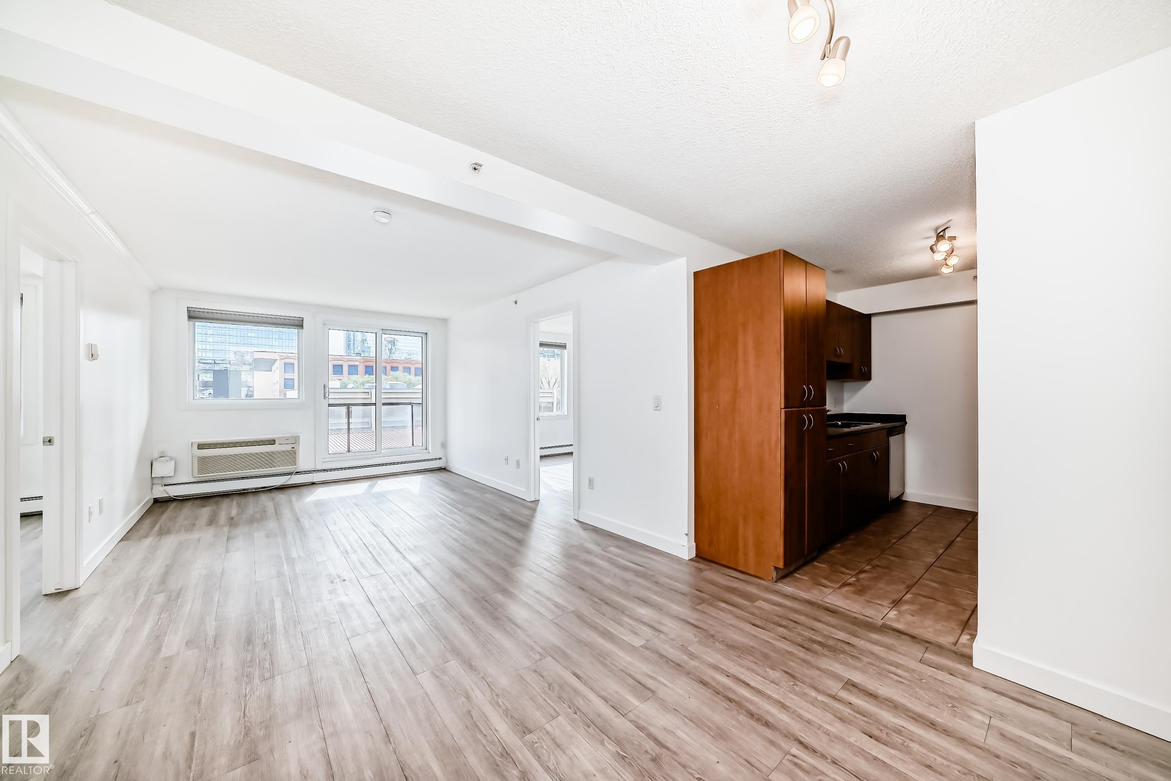 Photo 7 at 304 - 10303 105 Street NW, Downtown, Edmonton