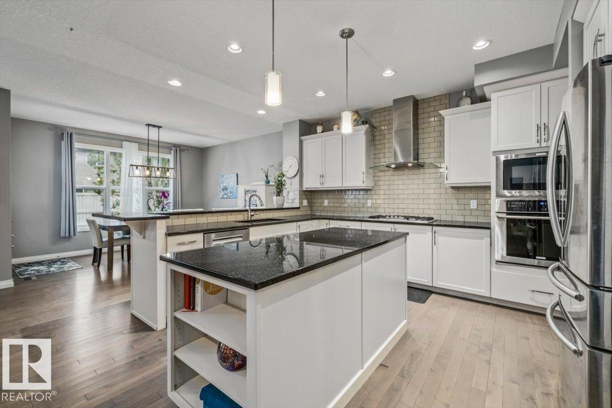 https://zimg.paragon.ice.com/ParagonImages/Property/PM/RAE/225401962/15/0/0/d3b2b8e6a8231570f569164c5b0b2fc7/1/0487f0dd04ec3921c60a625f88a944ec/225401962-cd5e910f-772f-4798-9812-5c01a25f398e.JPG