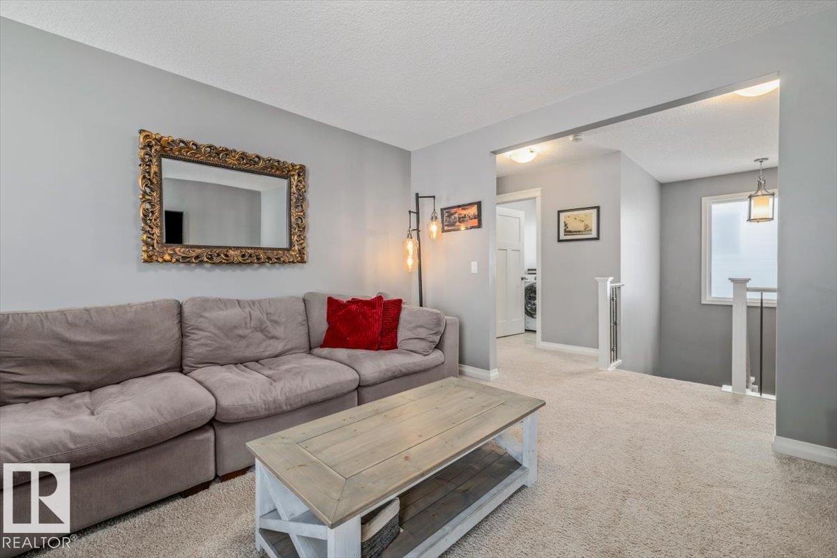 https://zimg.paragon.ice.com/ParagonImages/Property/PM/RAE/225401962/24/0/0/2319d8409e1ecc08f9c8ddd9fcb78883/1/0487f0dd04ec3921c60a625f88a944ec/225401962-79ae9292-7036-4524-b7f9-dac412a2ee7a.JPG
