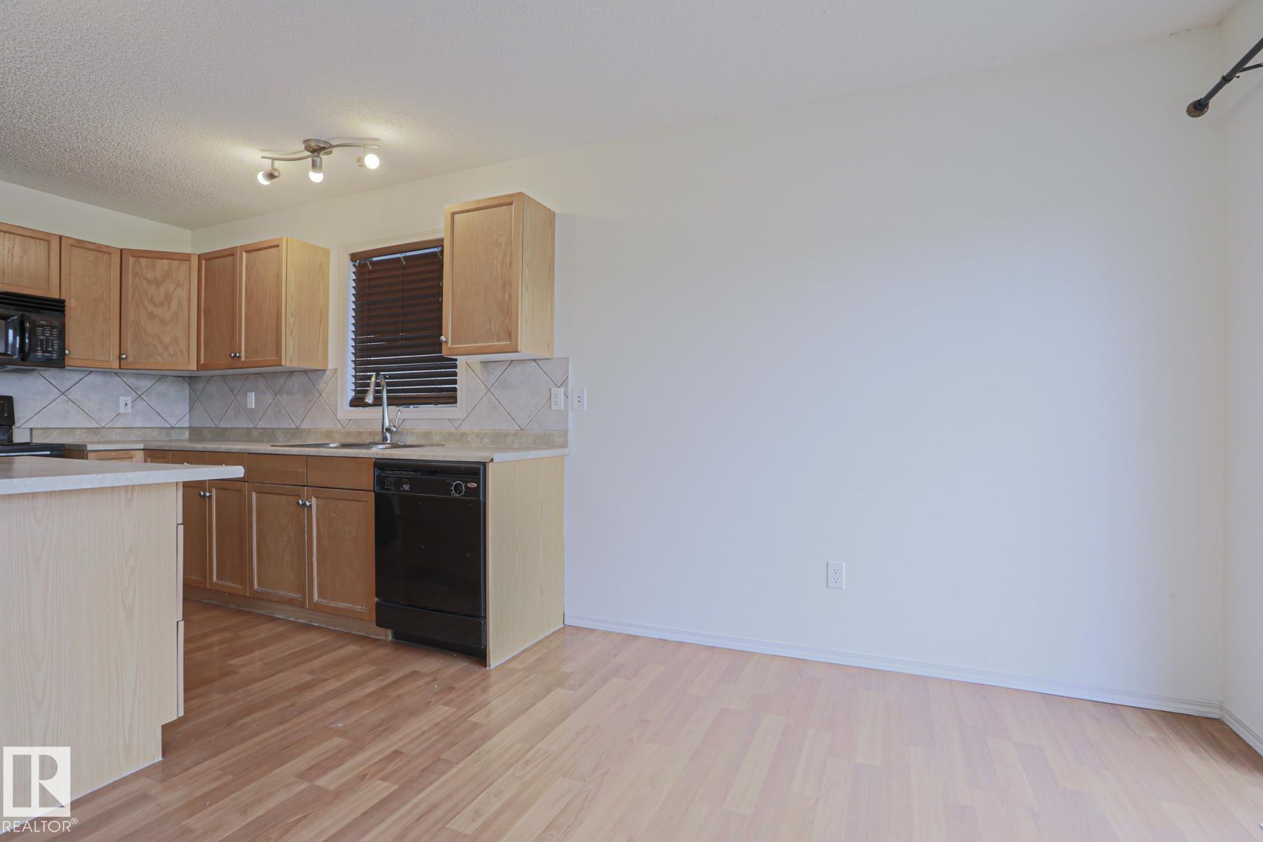 Photo 15 at 1627 Melrose Place SW, Macewan, Edmonton
