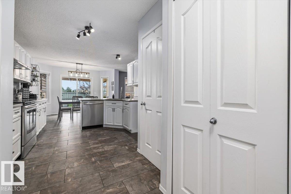 Photo 14 at 3570 Mclean Crescent SW, Macewan, Edmonton