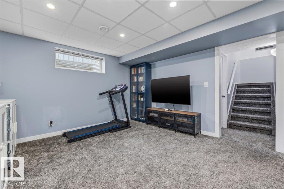 Photo 37 at 3570 Mclean Crescent SW, Macewan, Edmonton