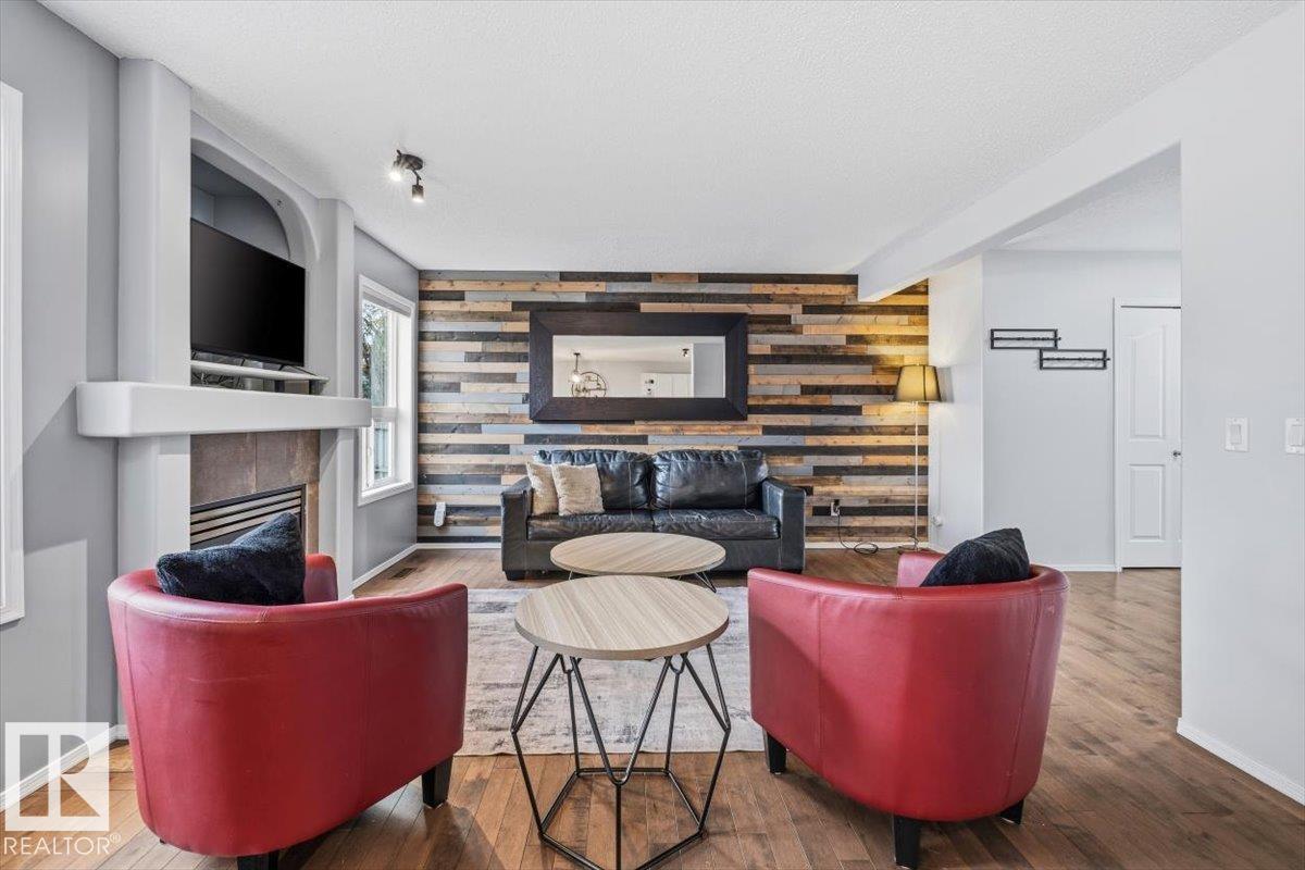 Photo 8 at 3570 Mclean Crescent SW, Macewan, Edmonton