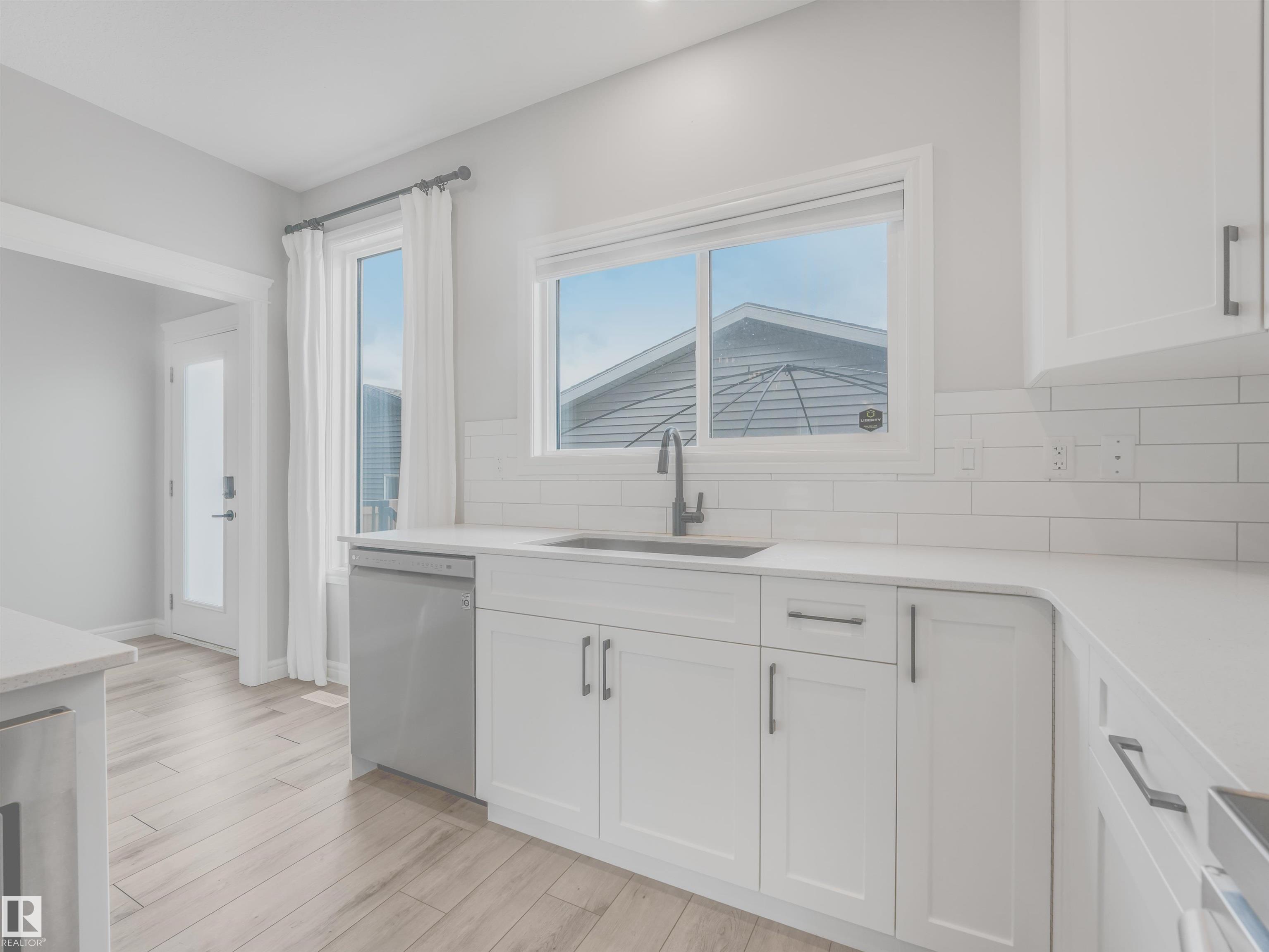 Photo 13 at 19310 26a Avenue NW, The Uplands, Edmonton