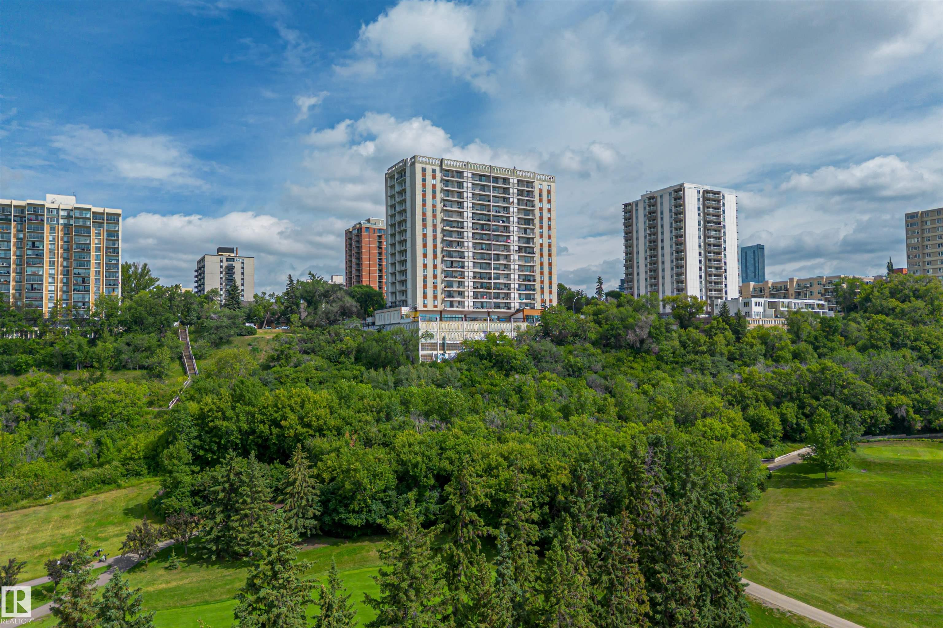 1605 - 11307 99 Avenue NW, Wîhkwêntôwin, Edmonton